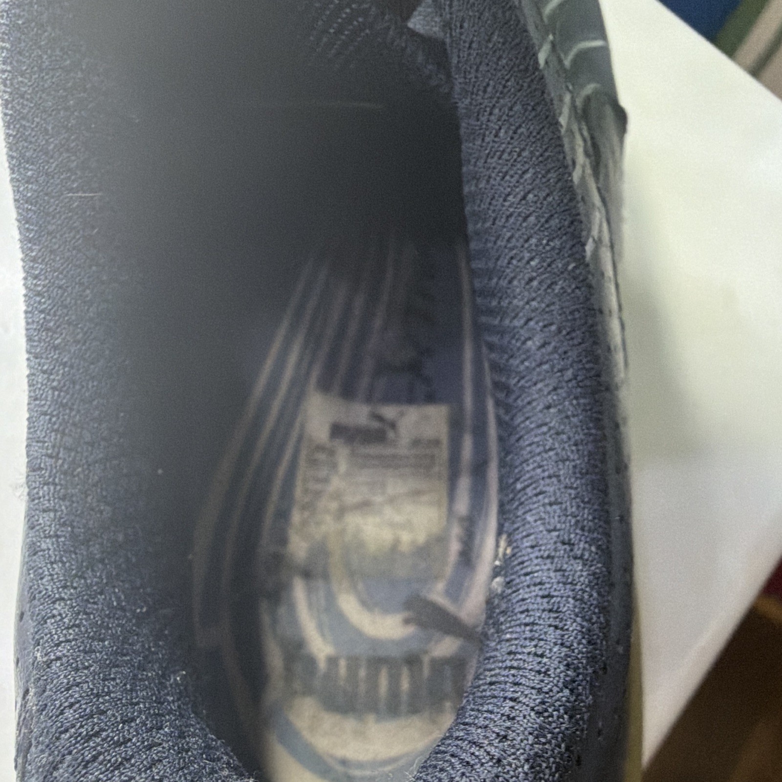 PUMA BMW Williams F1 Team Track Training Men’s Low Top Lace-Up Sneakers
