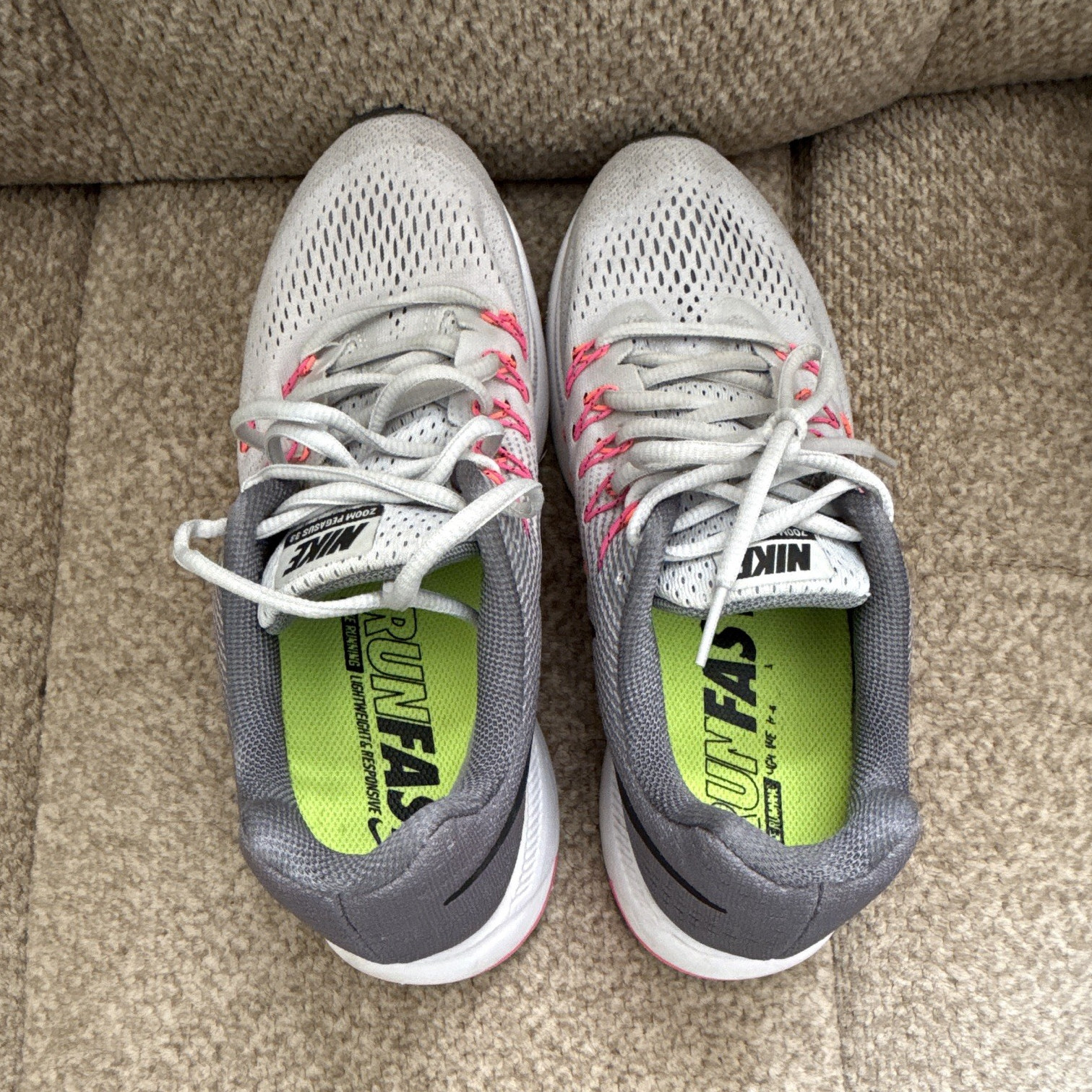 Nike Air Zoom Pegasus 33 Women’s Running Shoes Breathable Mesh Gray Pink Black