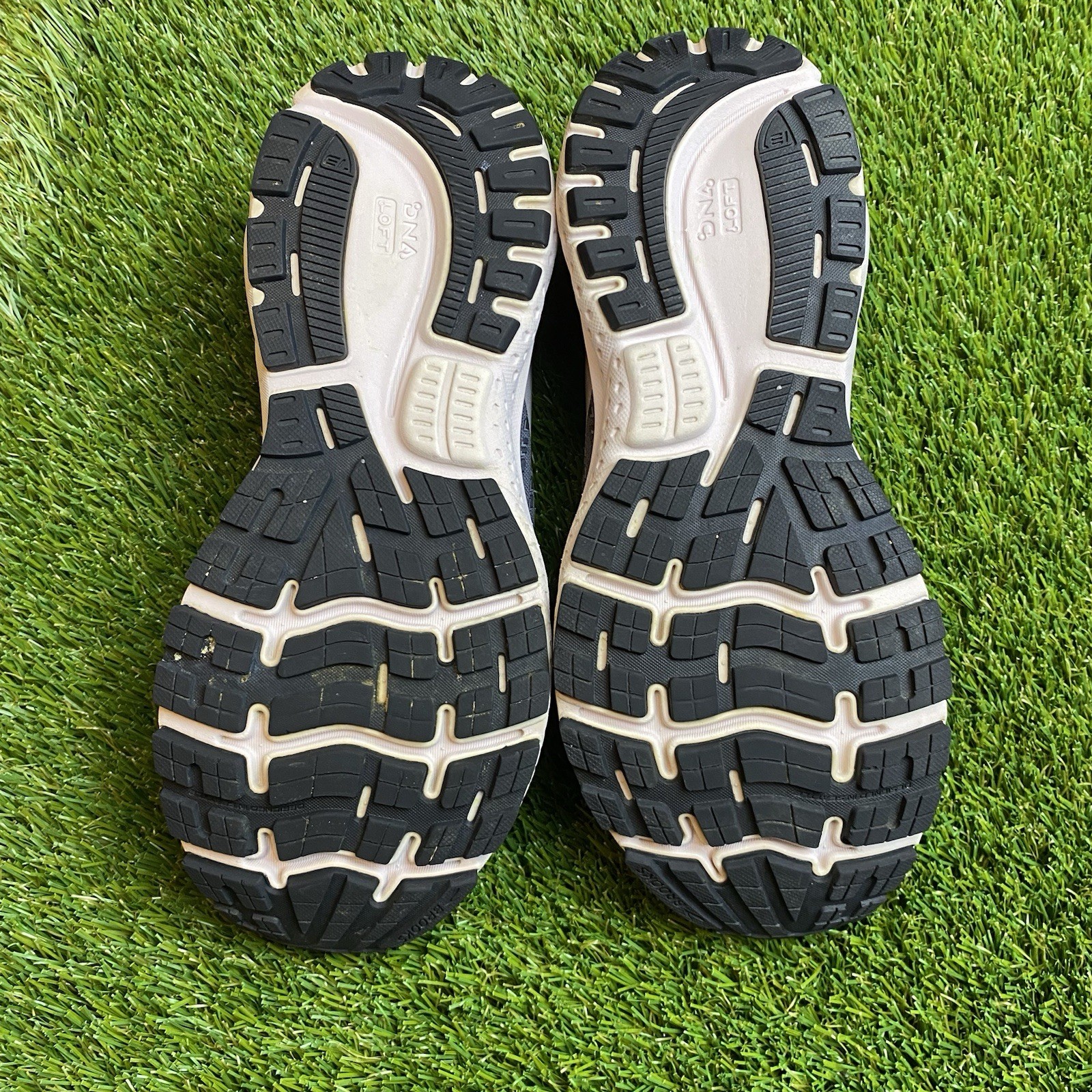 Brooks Ghost 13 Womens Size 9.5 Narrow (2A) 1203382A062 Running Shoes