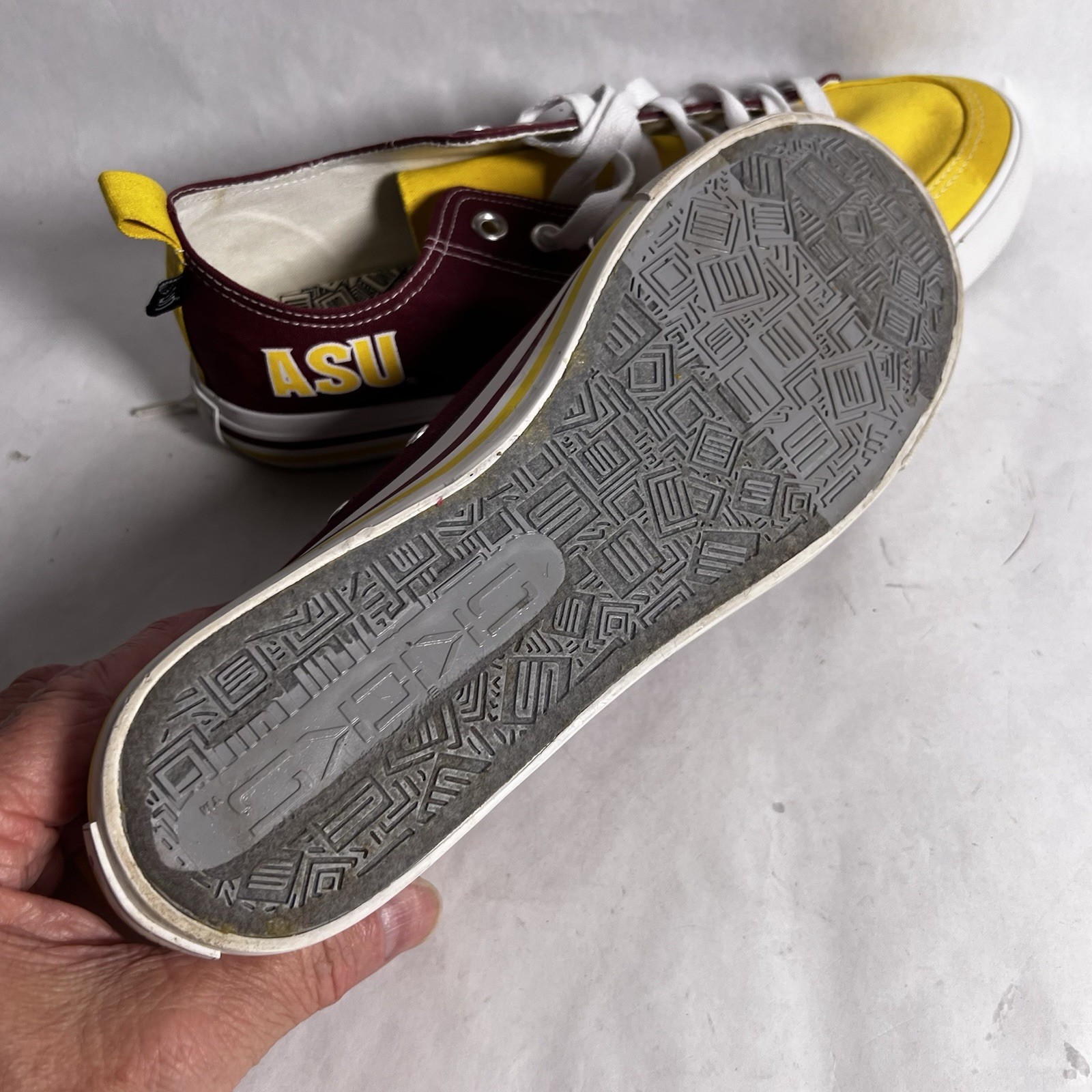 ASU SKICKS CANVAS Lace up Shoes Sneaker Men 10 Two Toned Low Top