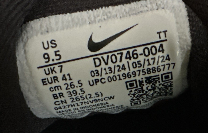 Nike Flex Experience Run 12 Black White Size 9.5 DV0746-004