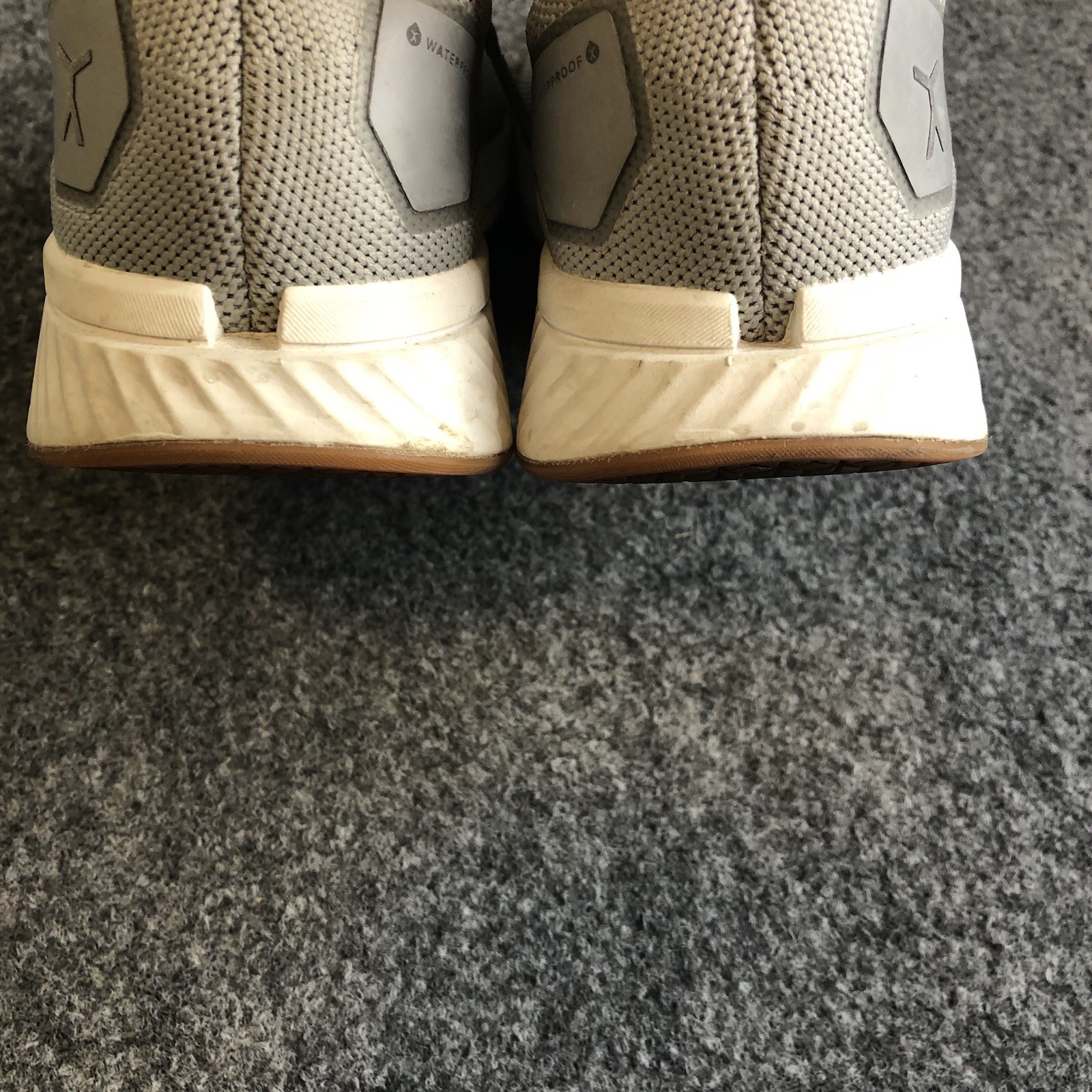 Flux Adapt Runner Gray Gum Womens Size 8.5 Mens Size 7 Running Workout Shoes