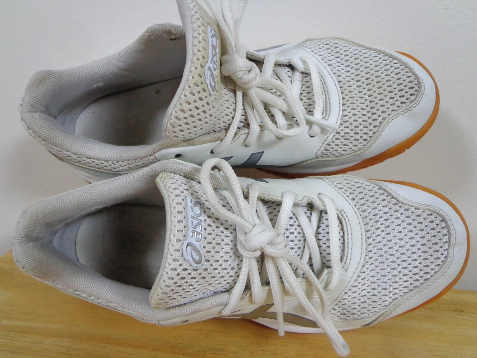 Asics Gel-Rocket (B756Y) Athletic Women’s Shoes White Color Size 7.5