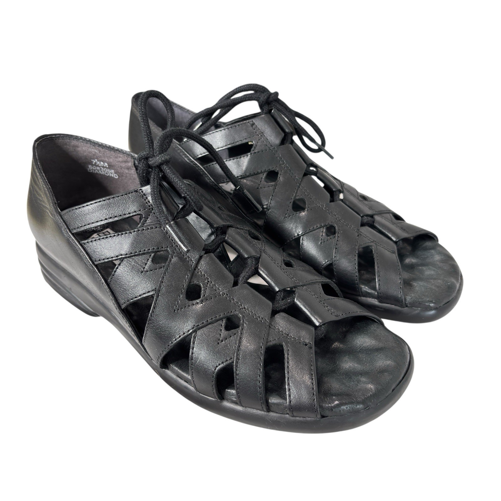 Baxter & Wells Footwear Diamond Women Comfort Shoe Size 7.5 M Fisherman Sandals
