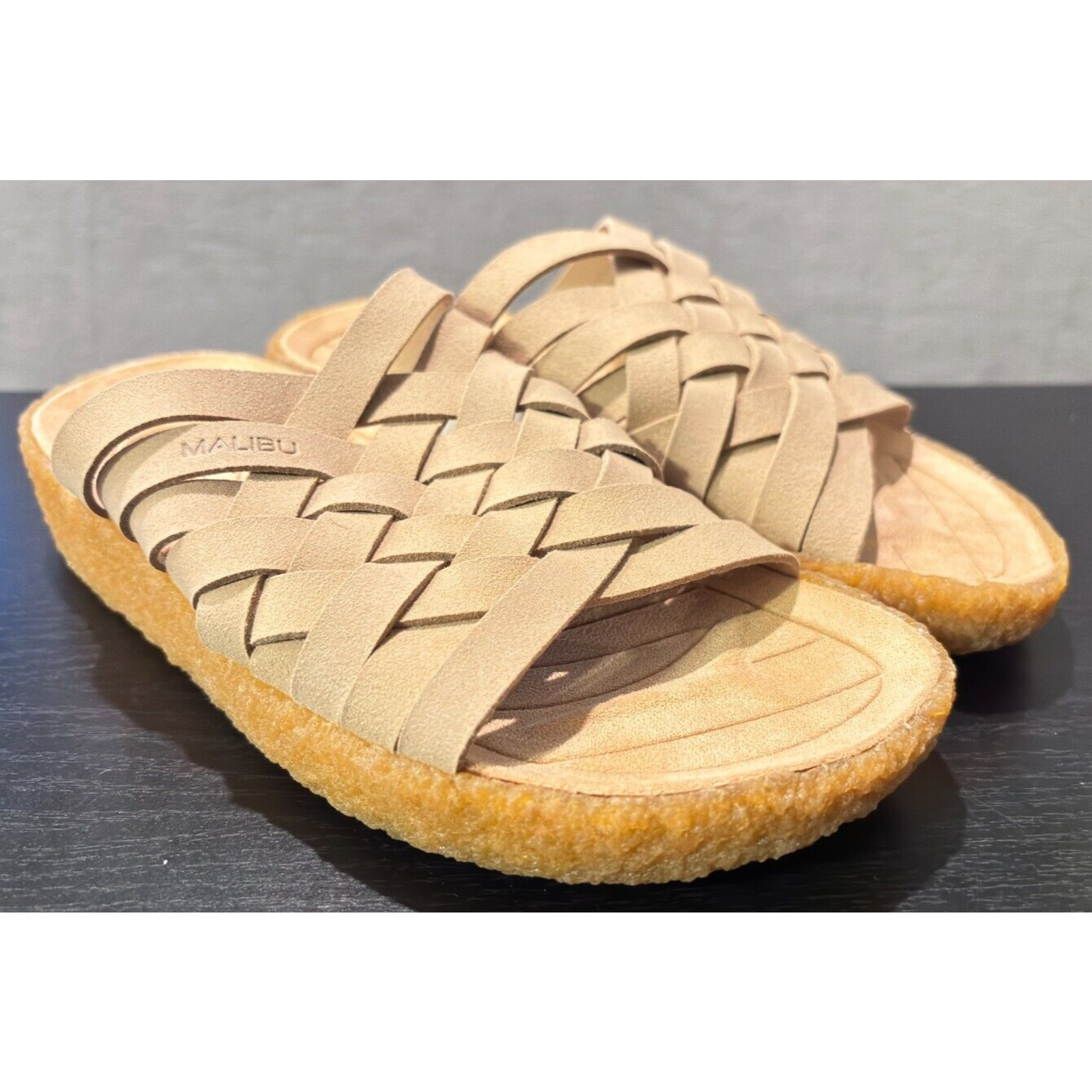 MALIBU SANDALS Zuma Vegan Suede Rubber Beige Women’s Size 7 Men’s 5
