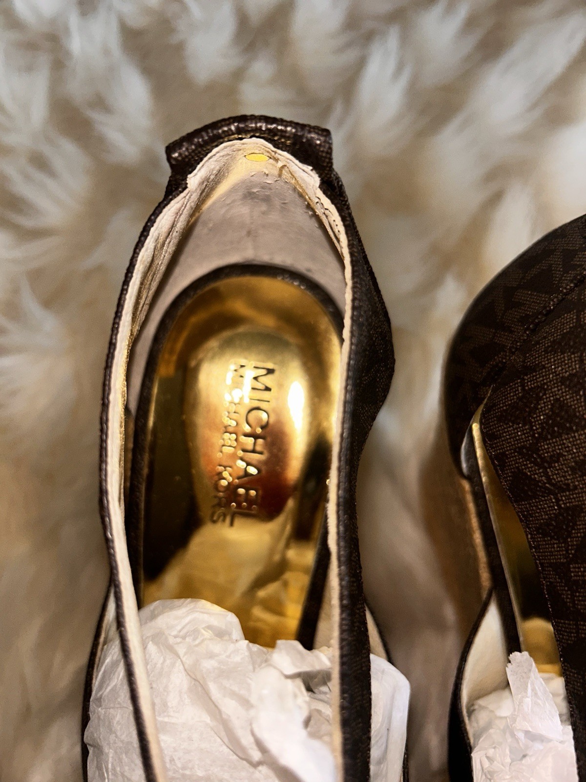 Ladies Michael Kors Darby size 11 Criss Cross Strap Espadrille Sandals