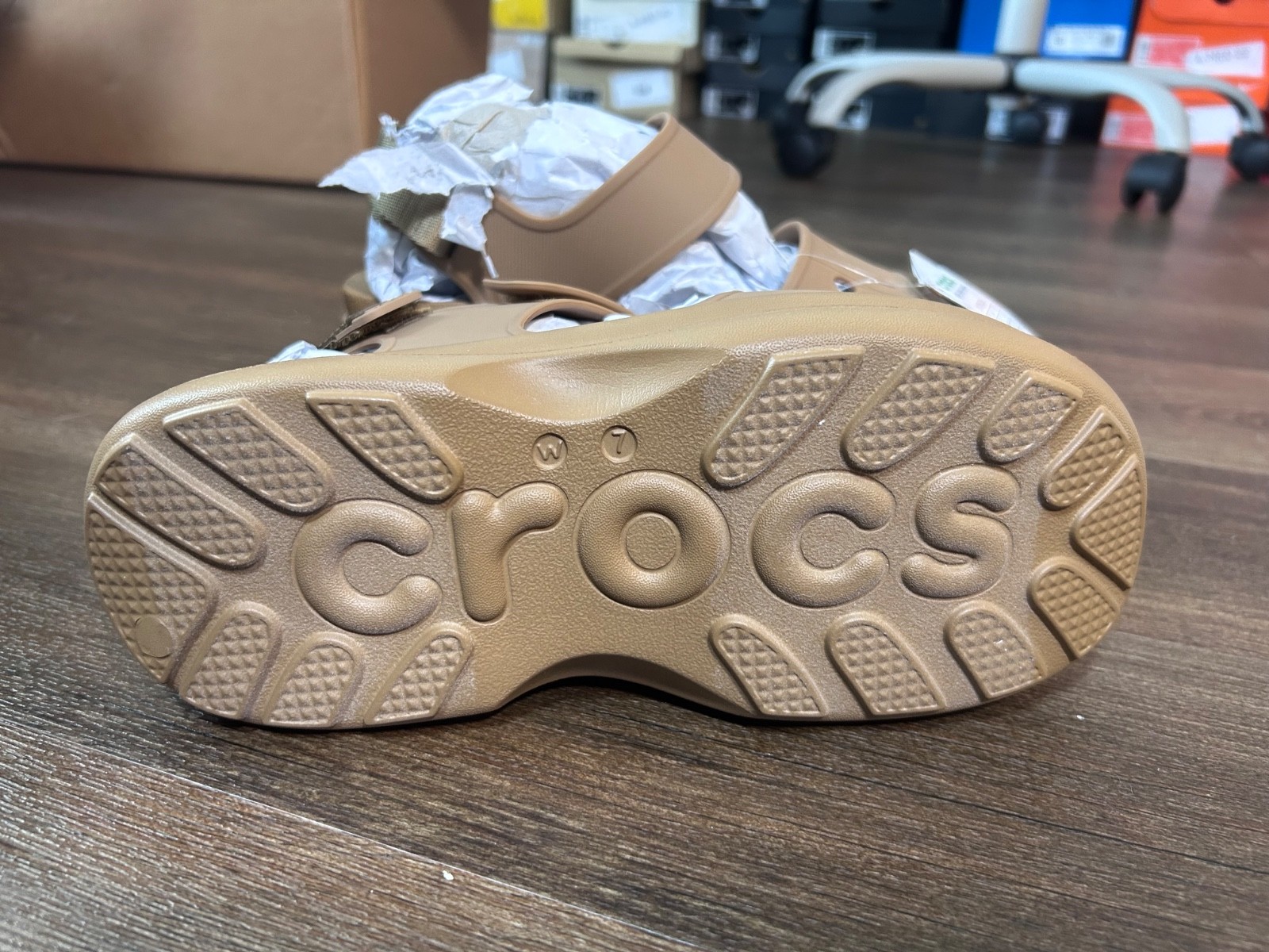 Crocs – Soho Y Strap