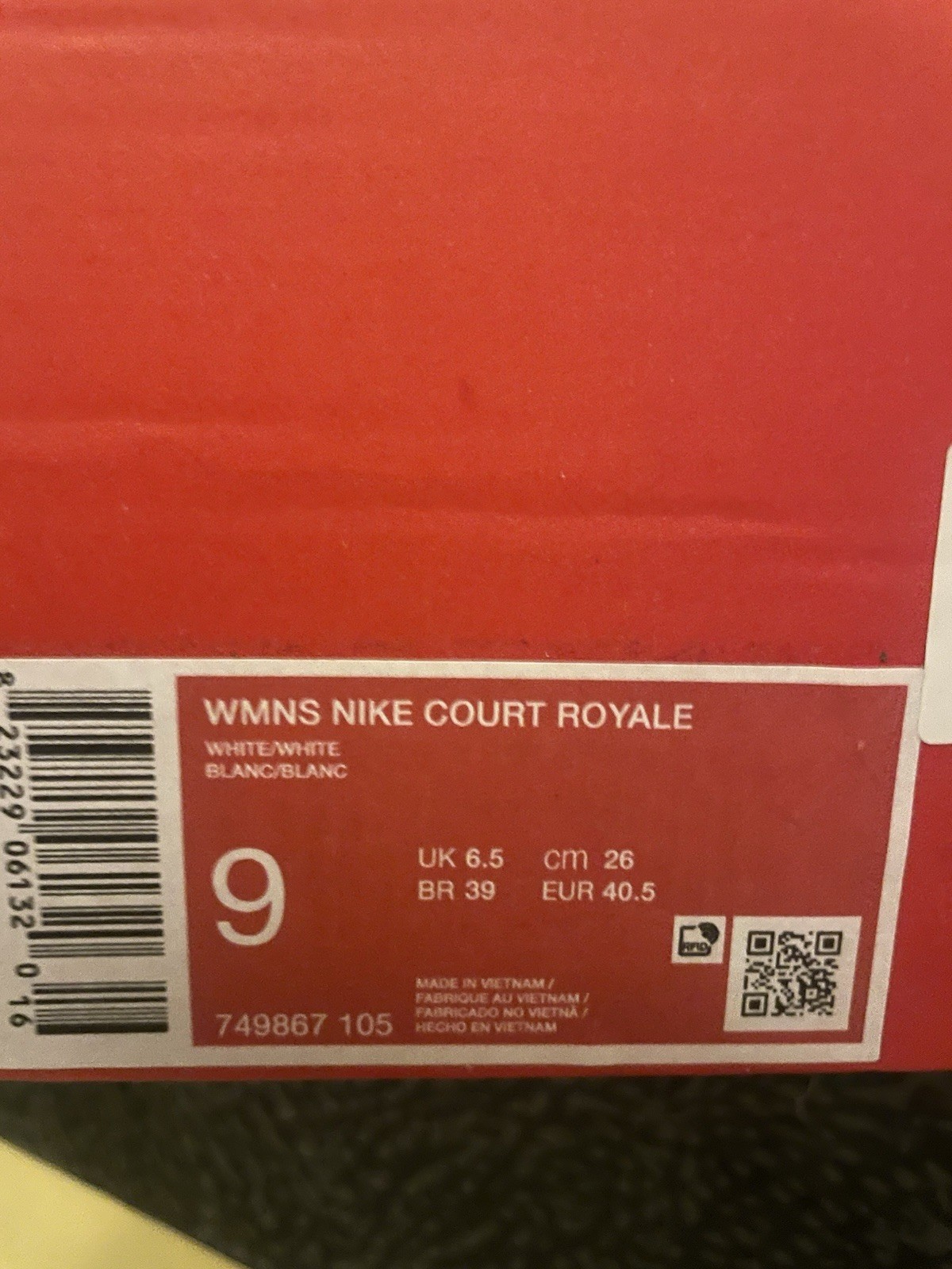 Nike Court Royale W Women’s Low Top Lace-Up Leather White/White 749867-105