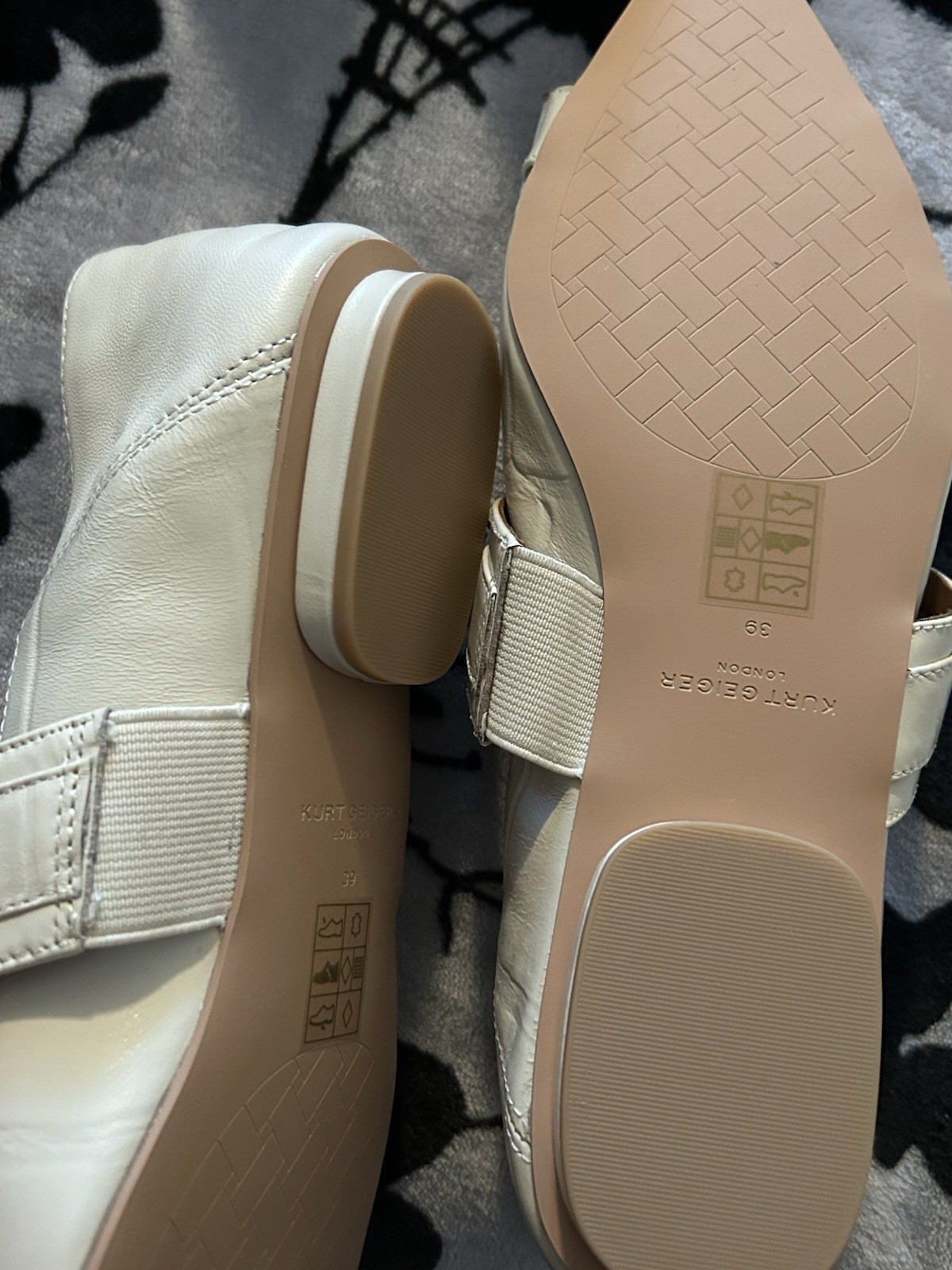 KURT GEIGER LONDON MANSION POINT SLIP ON FLAT EU 39
