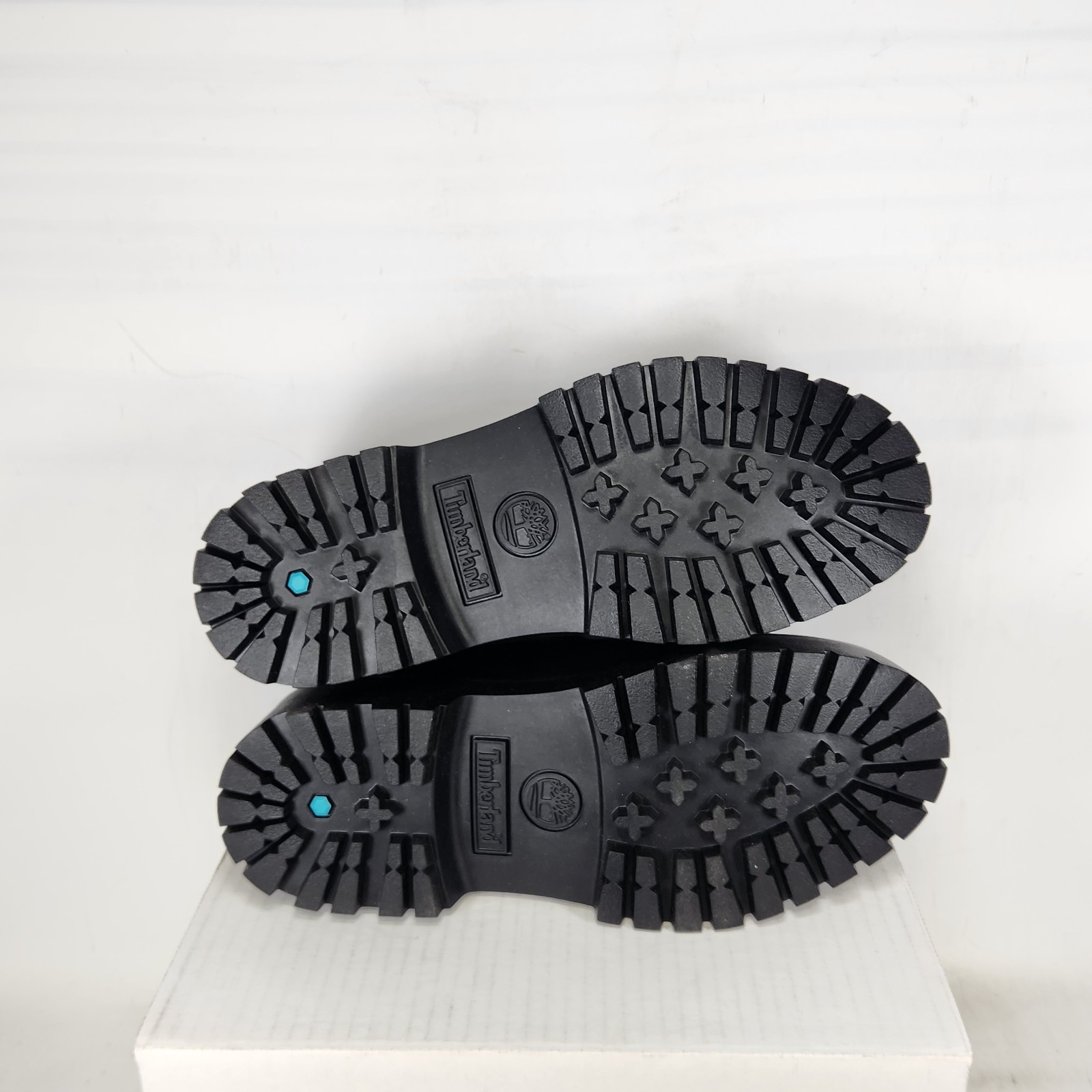 7 WOMEN – Timberland Stone Street Platform Buckle – Black LEATHER Woven