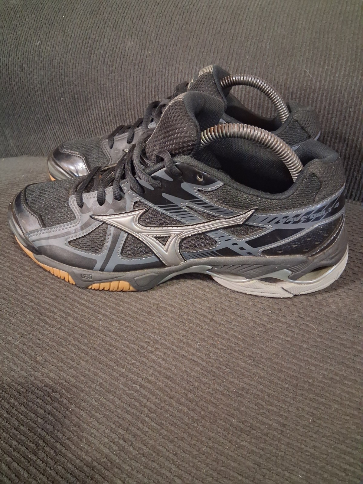 Mizuno Volleyball Shoes Wave Bolt 4 Womens Size 9.5 Sneakers Black Gray Silver
