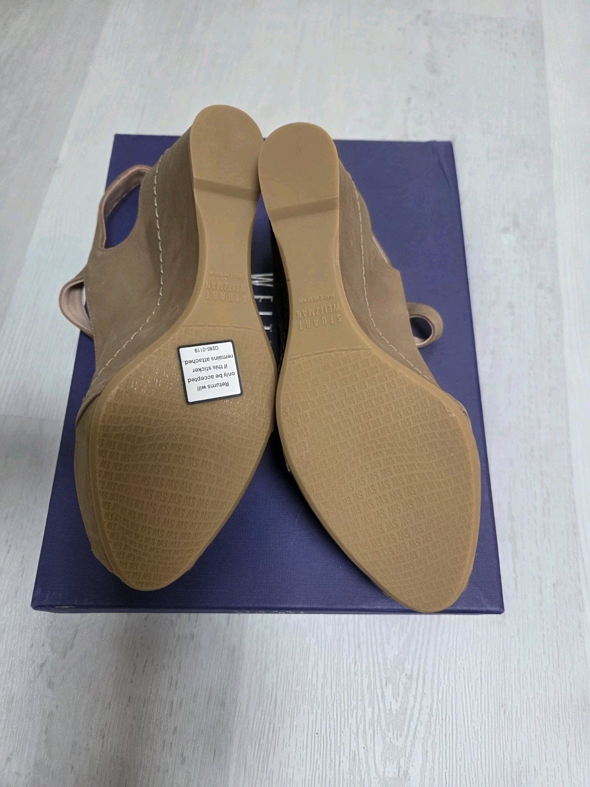 NWB Stuart Weitzman Turnover Slingback Beige Size 8
