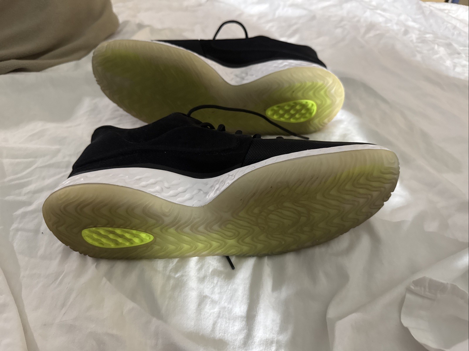 KD Trey 5 VII Black/White size 13