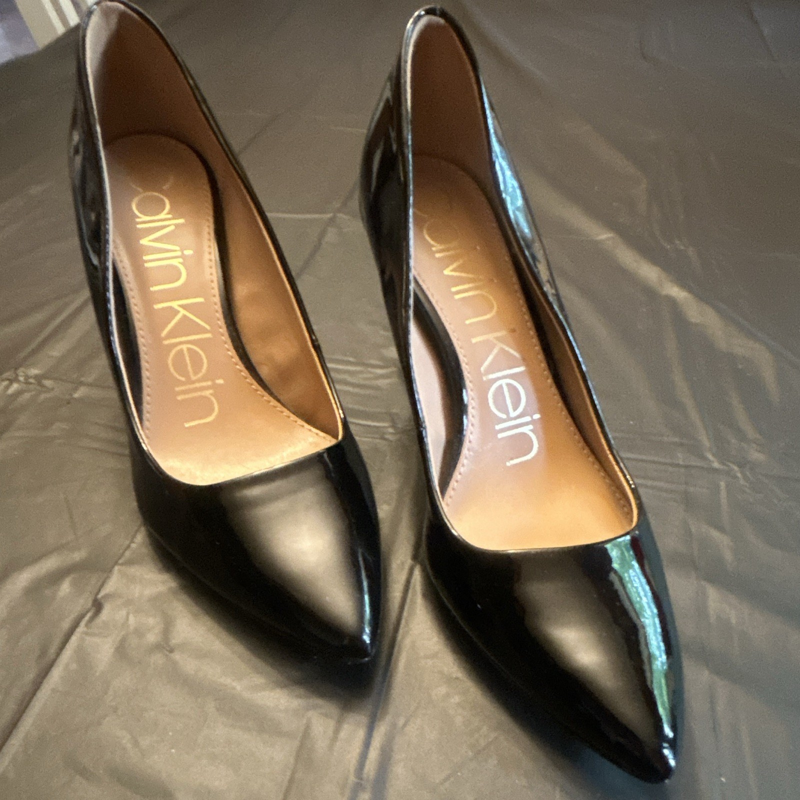 NEW Calvin Klein Kamara blk pump, size 7.5