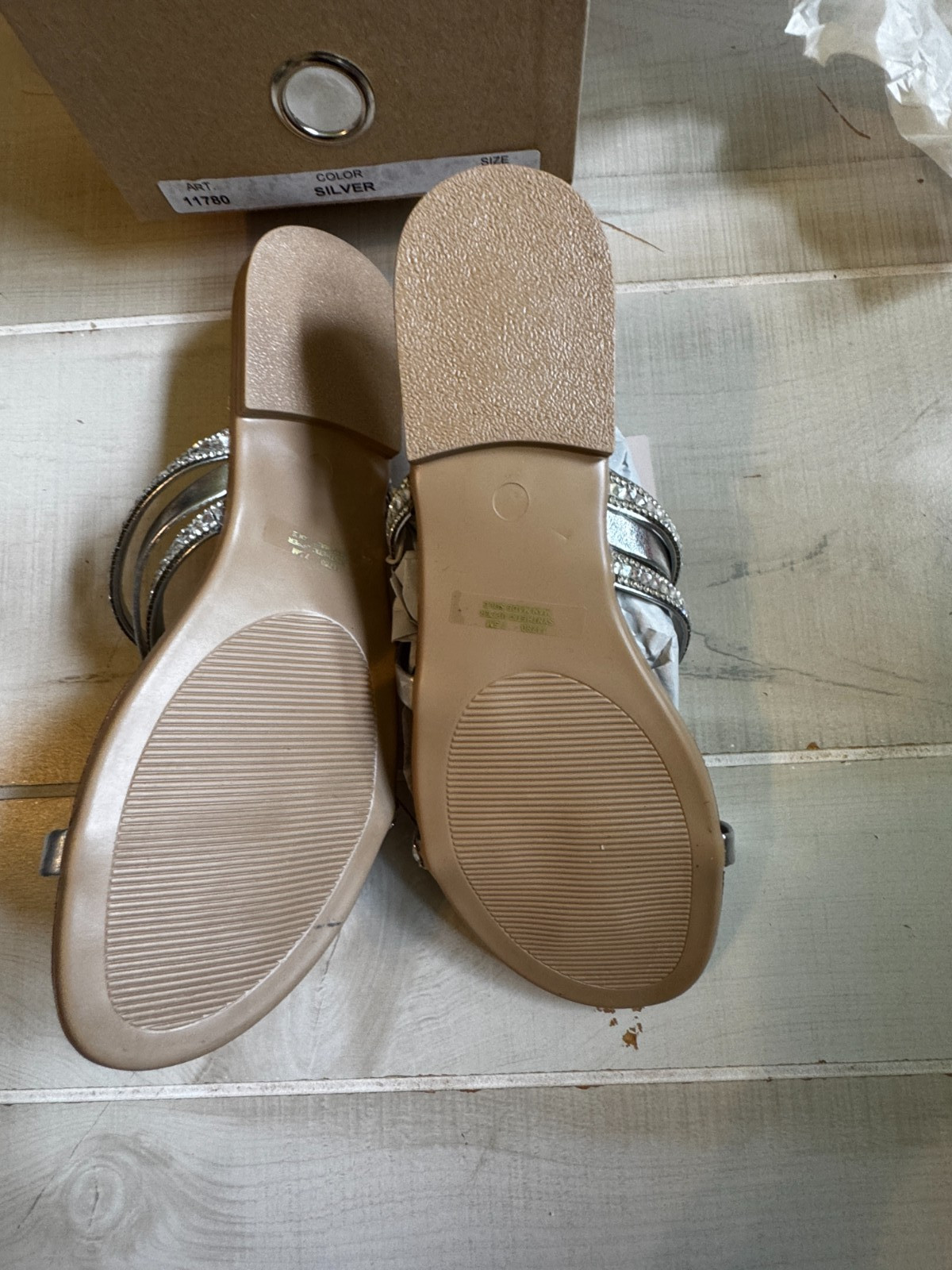 Mariella made in Italy silver strappy sandals size 7.5 NWB women’s