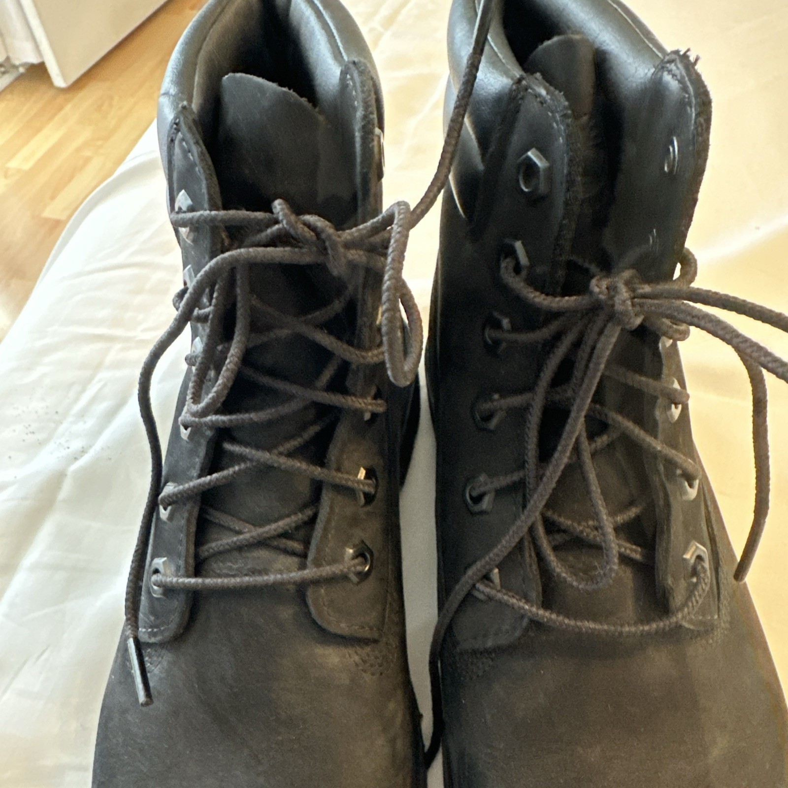 Timberland Women’s Linden Woods 6-Inch Waterproof Boots Black Nubuck Size 9 New