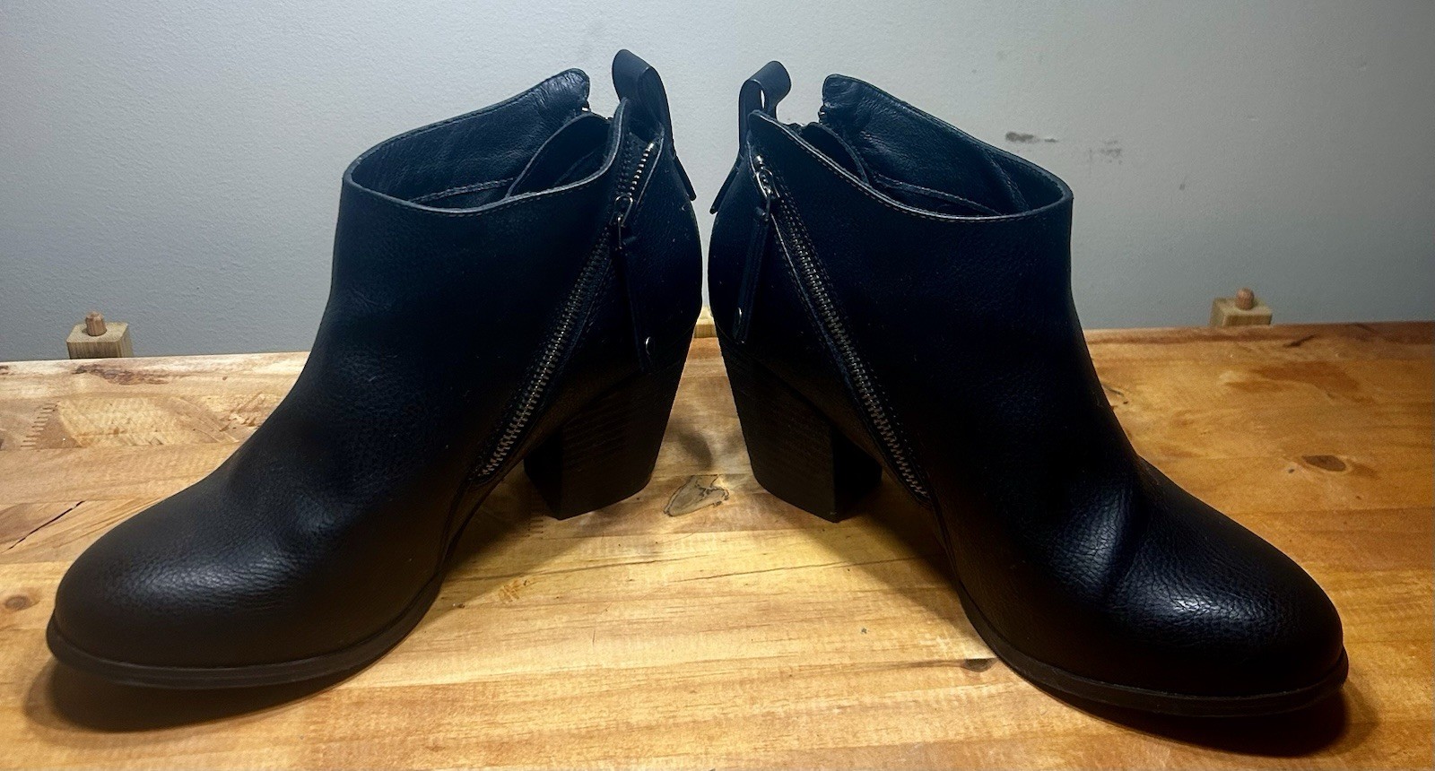 Torrid Black Ankle Bootie 9.5 WW Extra Wide Chunky Block Heel Side Zip