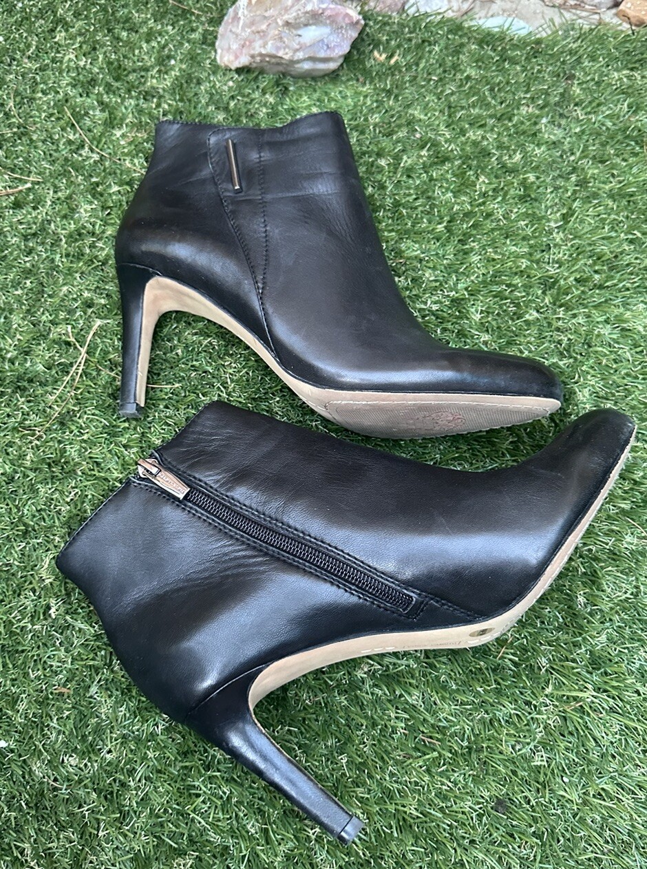 Vince Camuto Charlotte Black Leather Booties, Sz 9
