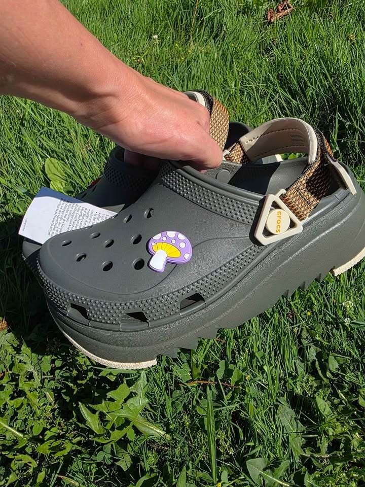 Crocs All-Terrain Platform Clogs Size 5M or 7W with Mushroom Jibbitz