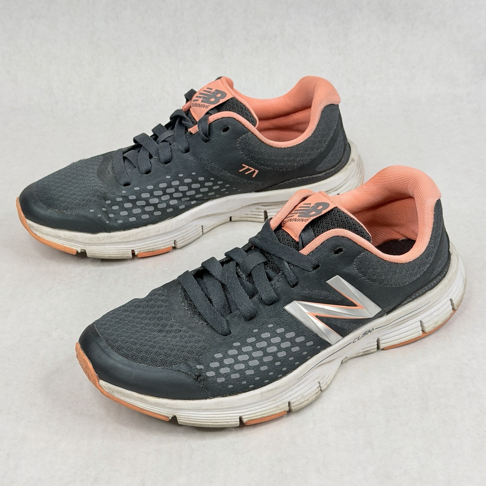 New Balance 771 Cush Running Shoe Womens Size 8 Black Salmon