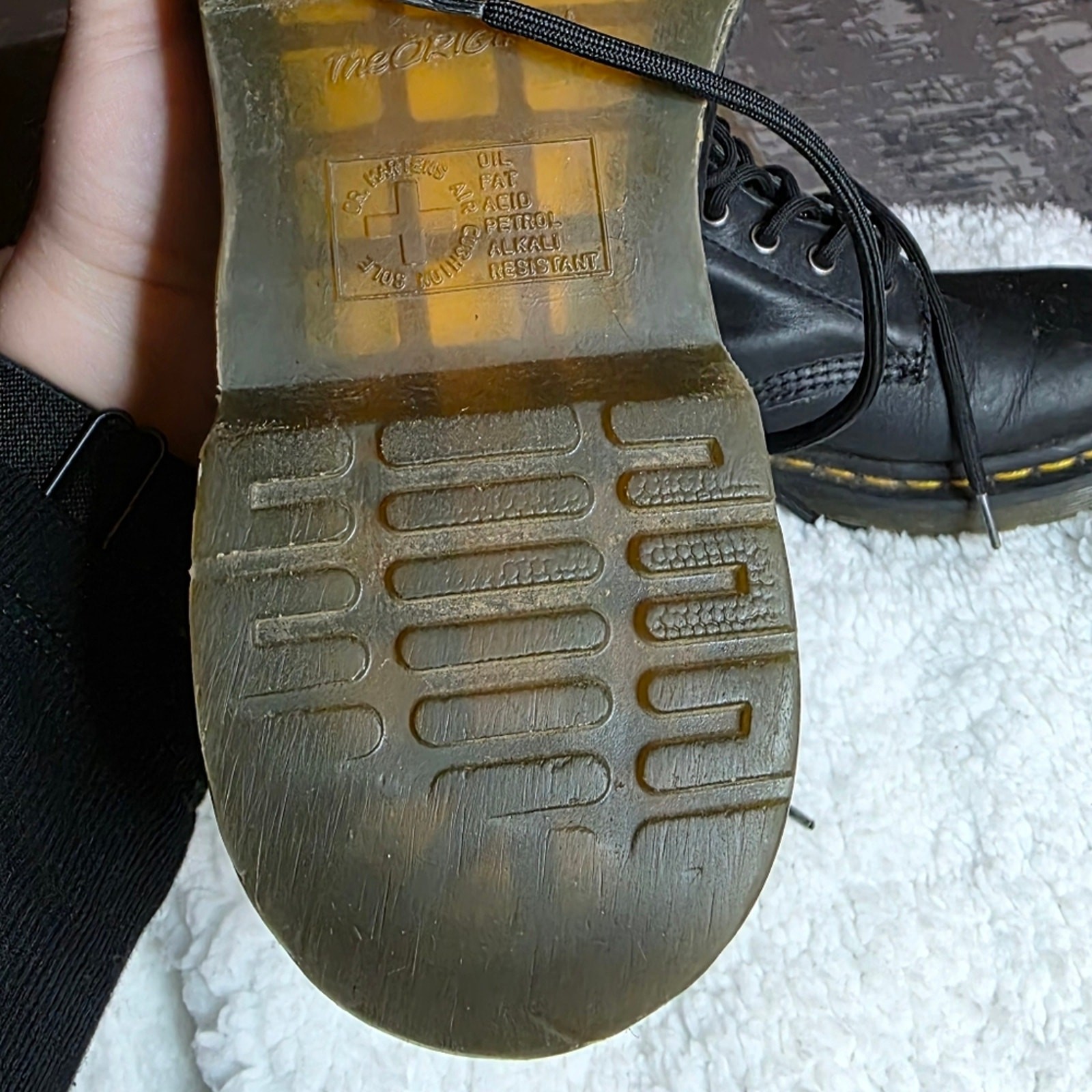 Authentic Dr. Martens 1460 8‑Eye Boots – Black Smooth Leather AirWair Soles 38