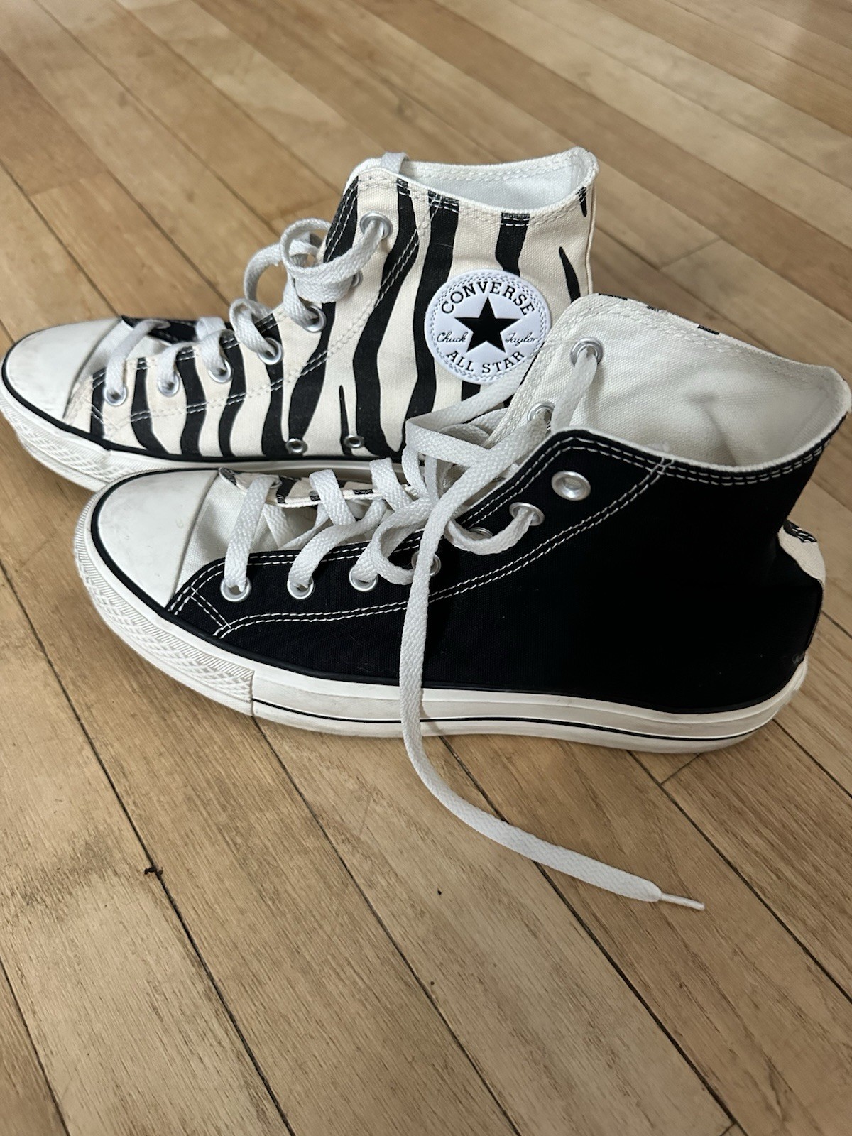 Size 9.5 W / 7.5 M – Converse Chuck Taylor All Star 70s Black/White Zebra Print