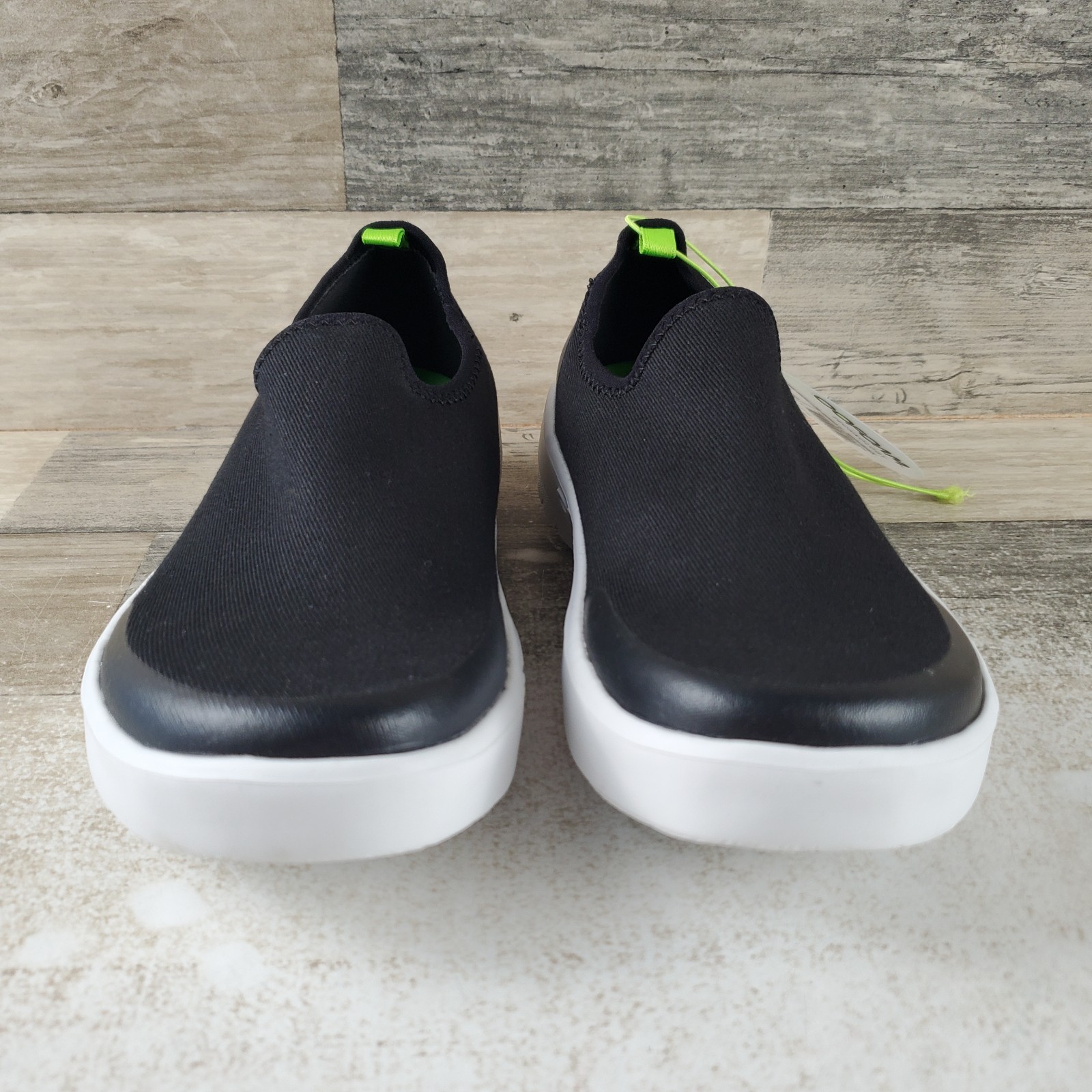 Oofos Oomg Eezee Womens Recovery Shoes Sz 5 Classic Black White Slip On Sneakers