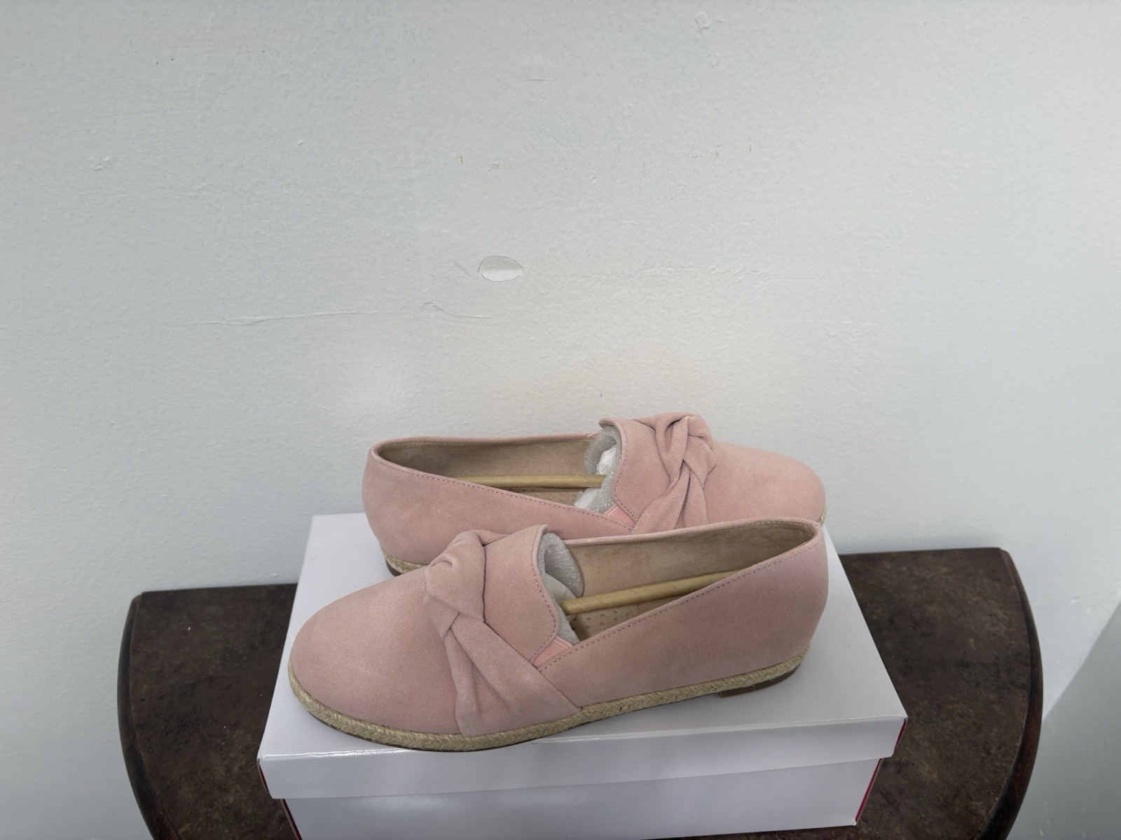 NIB Isaac Mizrahi Women’s Pink Knotted Slip On Espadrille Flat Shoes- Size 7.5
