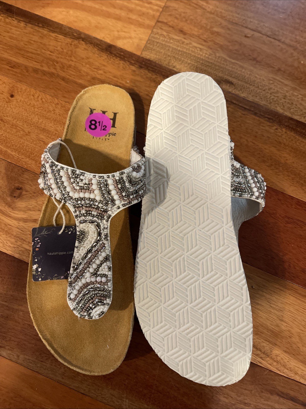 Haute Hippie Beaded Embroidered Retro Thong Sandals Cushioned Boho 8.5 NWOT