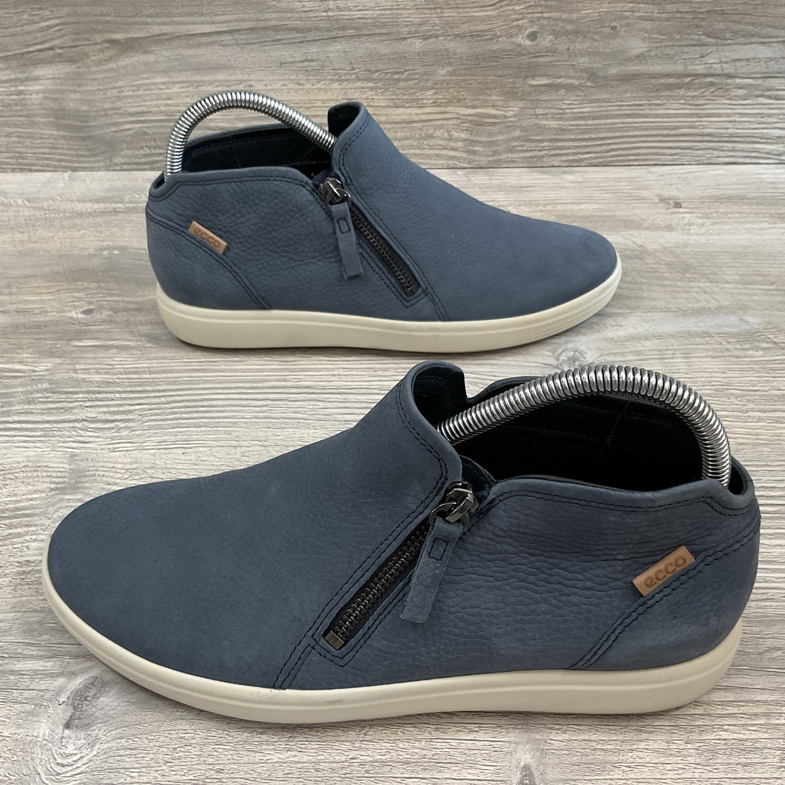 ECCO Soft 7 Low Bootie Side Zip Marine Blue Sneaker Women’s EU 39 / US 8-8.5