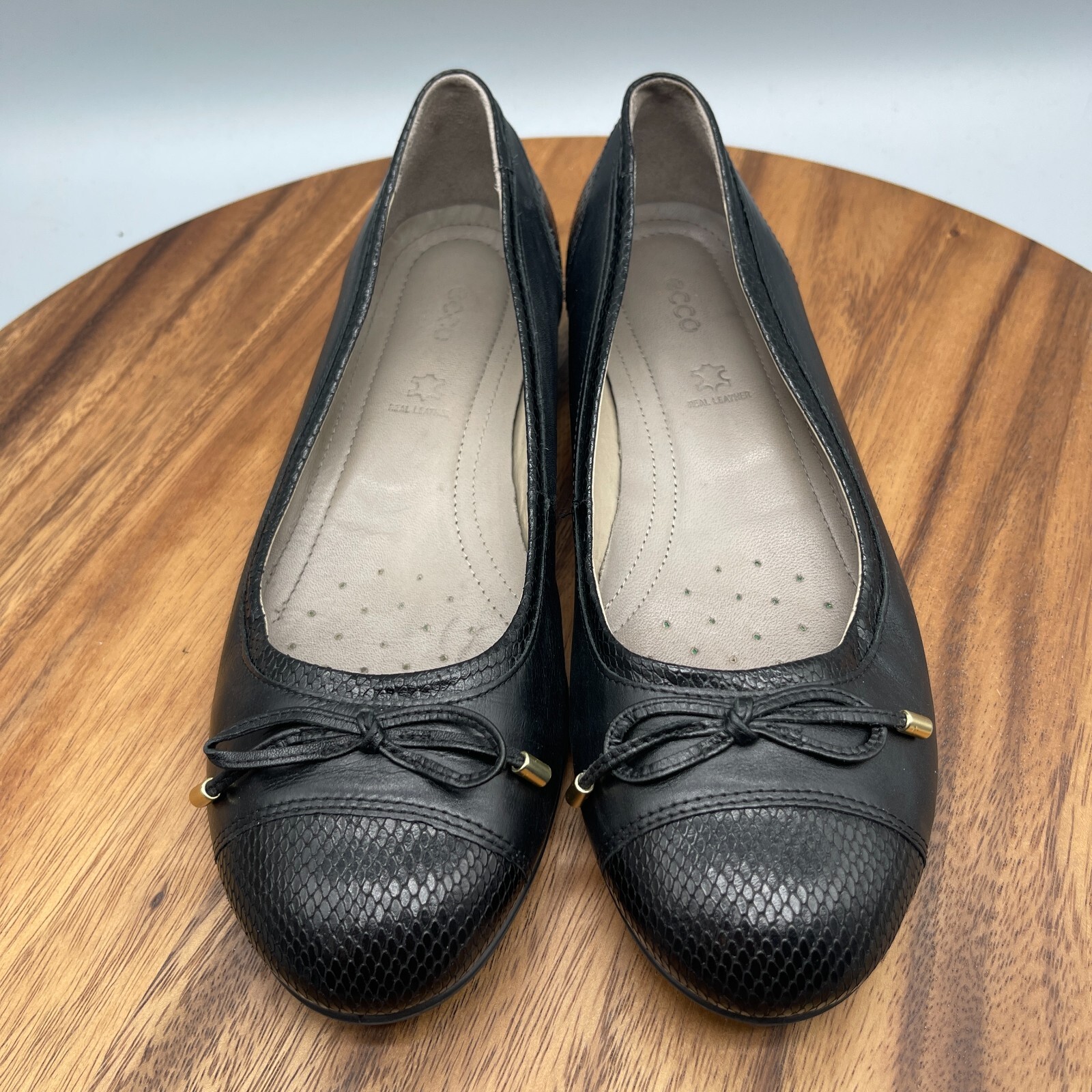 Ecco Touch Ballerina Flats Womens Size 7 / 38 Black Bow Comfort Loafers Shoes