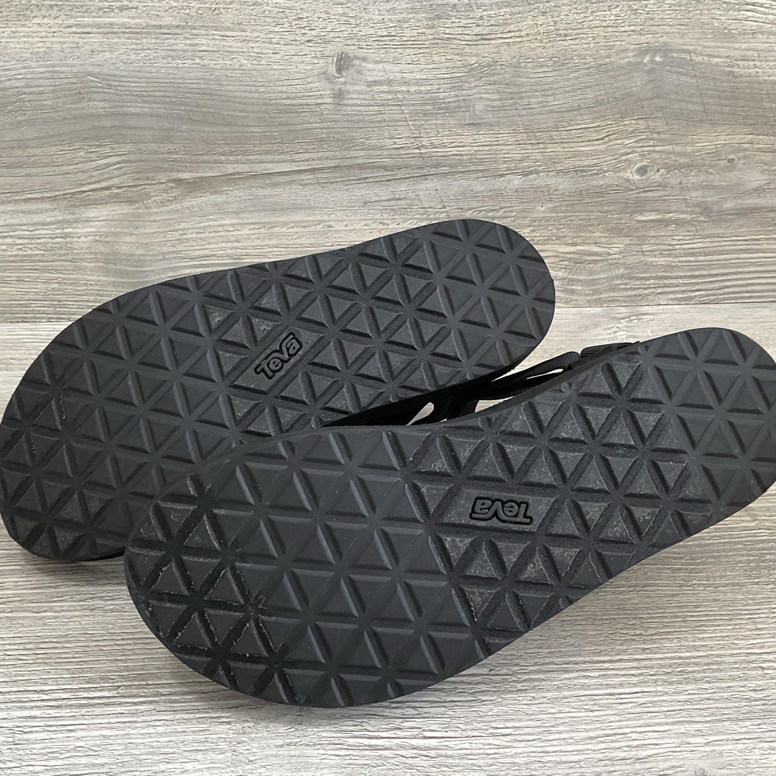 Teva Women’s Midform Universal Outdoor Sandals Solid Black 1090969 Size 10