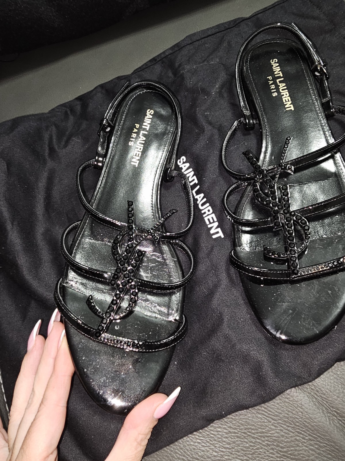 YSL SAINT LAURENTCassandra Flat Sandals in BLACK Patent Leather With CRYSTALS