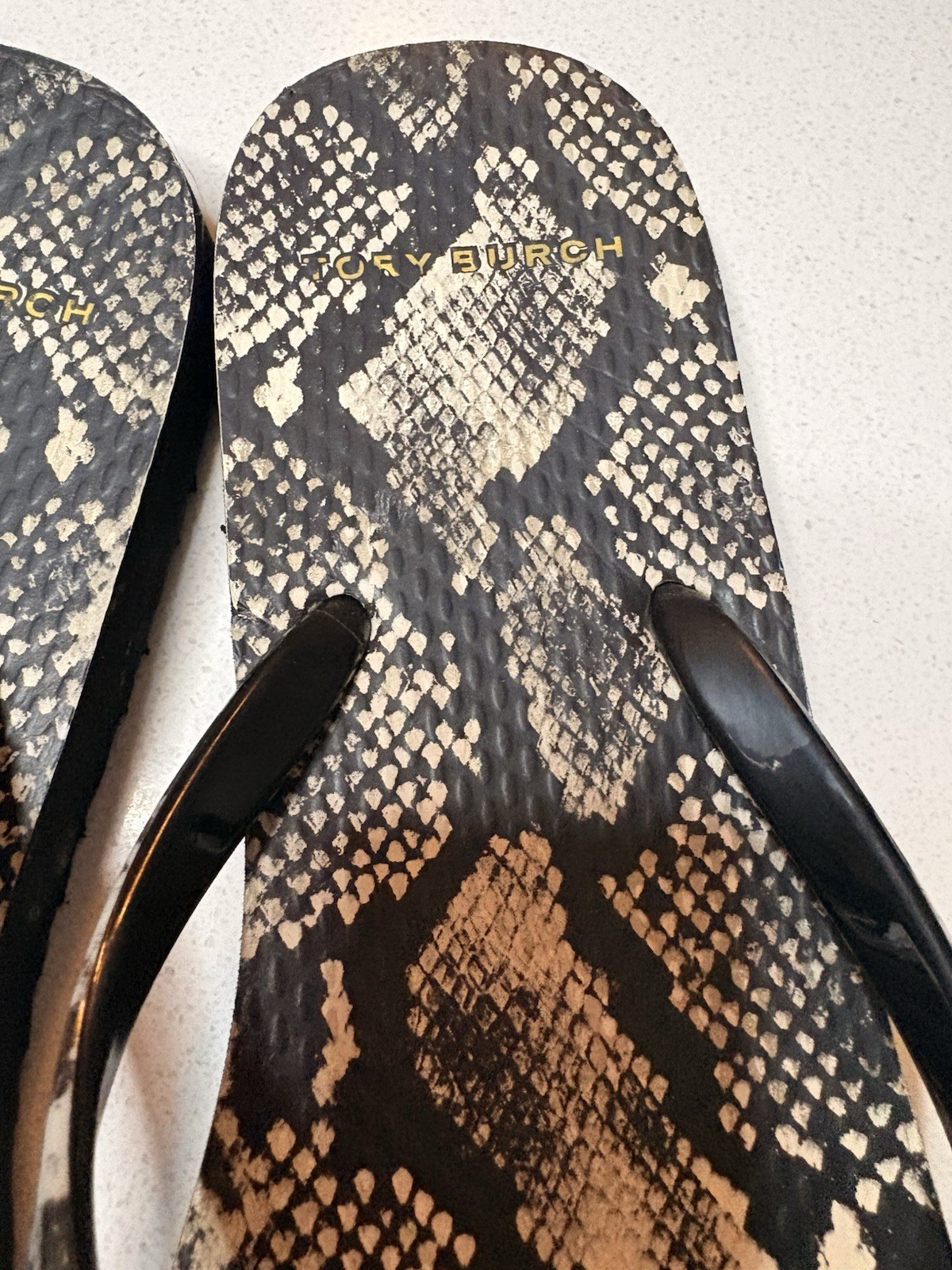 Tory Burch Thin Flip Flops Enamel Logo PVC/EVA Roccia Snake Size 9
