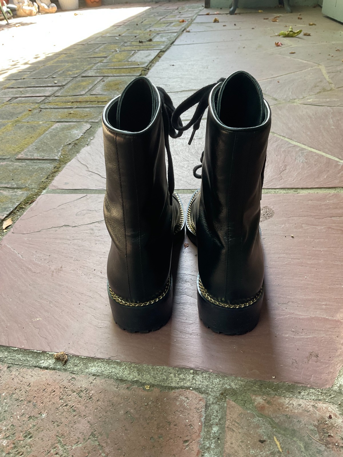 Stuart Weitzman Kolbie Black Leather Chain Combat Boots Gold Hardware Sz 7B 37.5