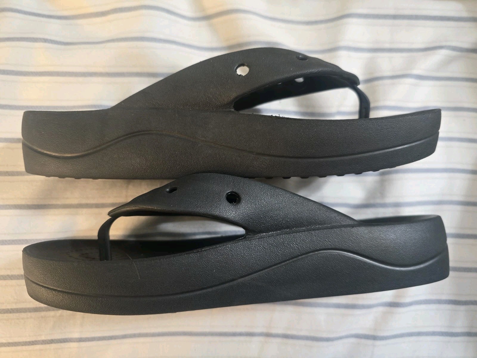 Crocs Baya II Flip Black Flip Flop Slippers W7