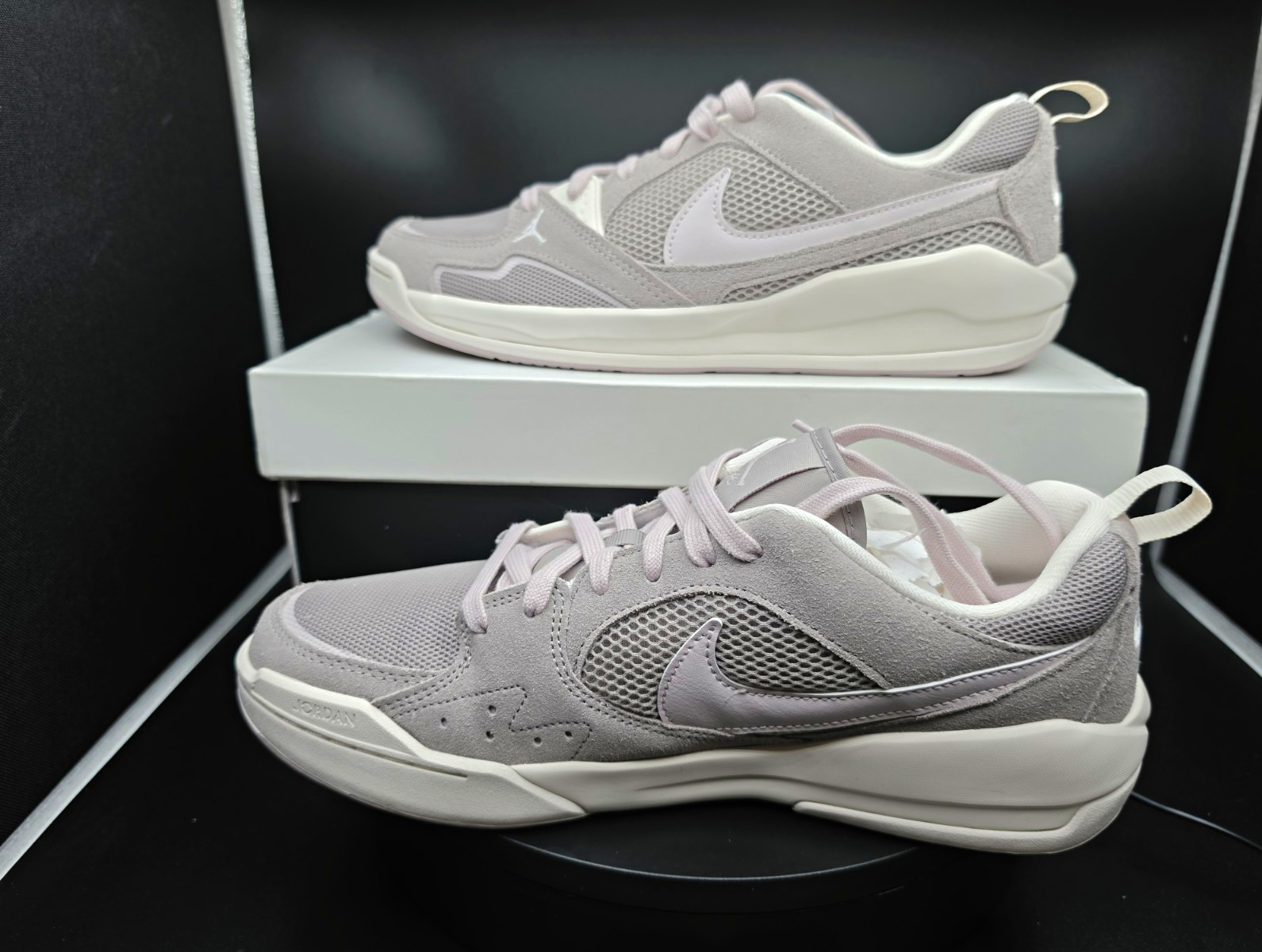 Jordan WMNS CMFT ERA Women’s Gray/Pink Low Top Sneaker SIZE US 12.5 W/ 11 MEN