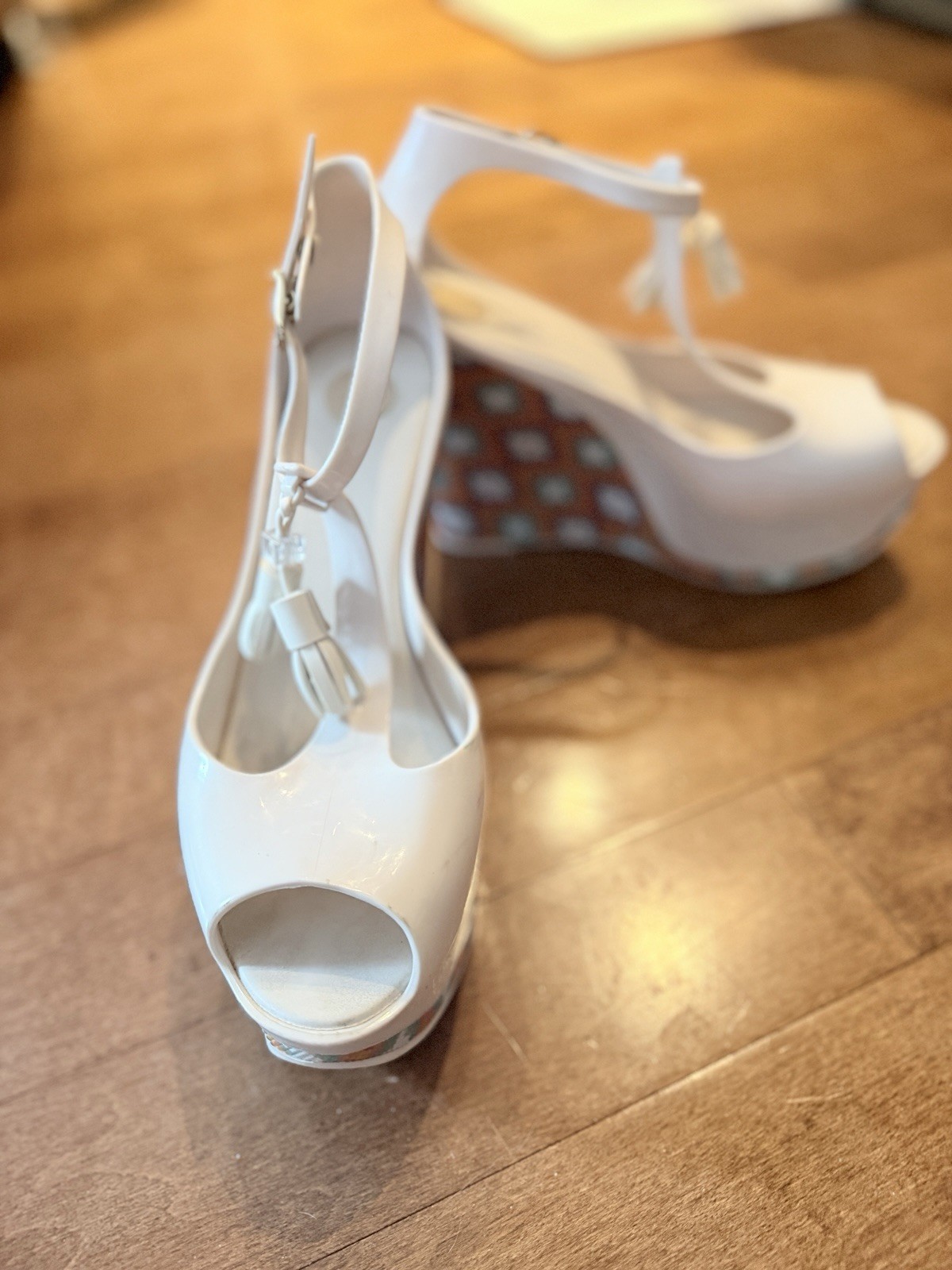 Melissa White Patent Peep-Toe Platform Heels with Tassel Ankle Strap size 9