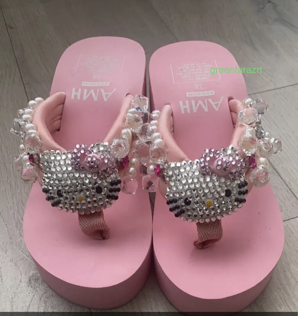 Hello Kitty Flip Flops Women Platform Shoes Summer Fashion High Heels Slipper