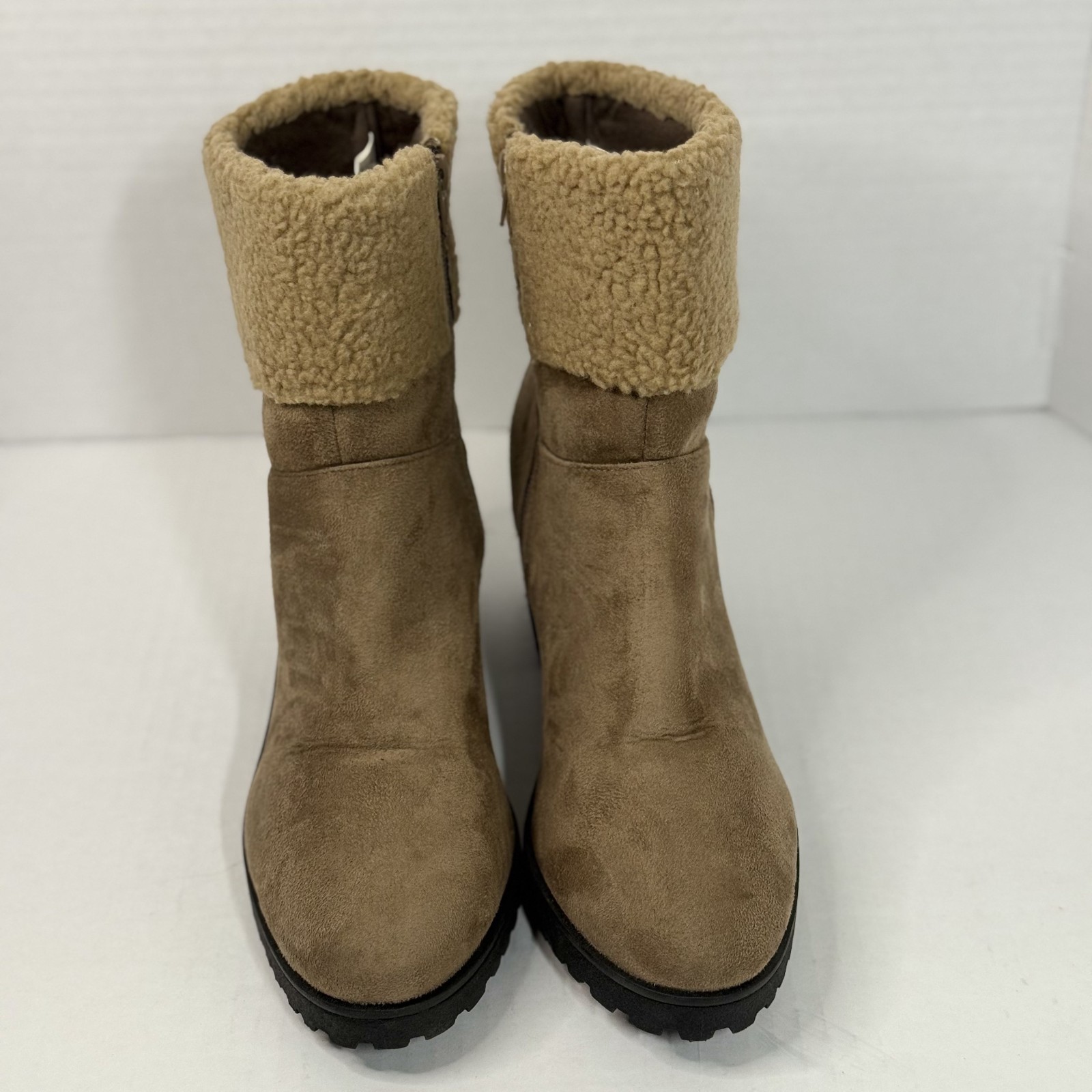 Olivia Miller Faux Suede Sherpa Trim Boots Lug Sole Winter Booties Size 11