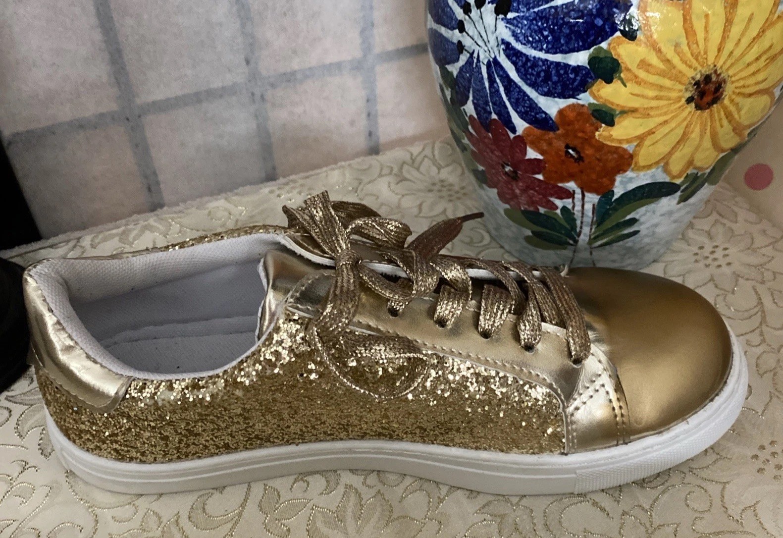 Gold Glitter & Metallic Sneakers Women (Marked 42-More Like a 39/40( US 9M) READ