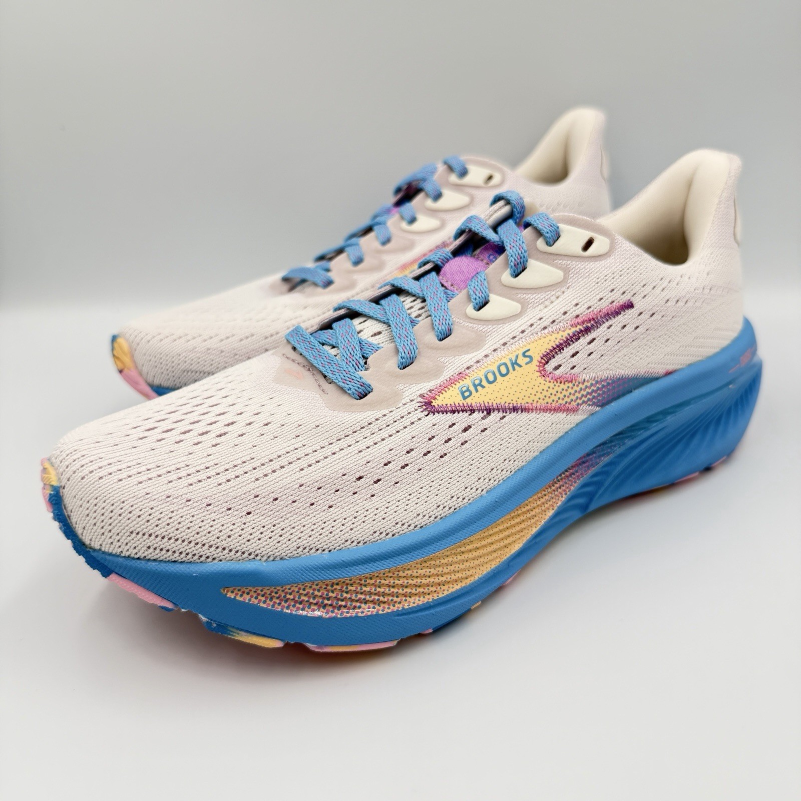 Size 7 Brooks Ghost 17 Women’s Running Shoes Mauve Orchid Bonnie 120431-1B-247