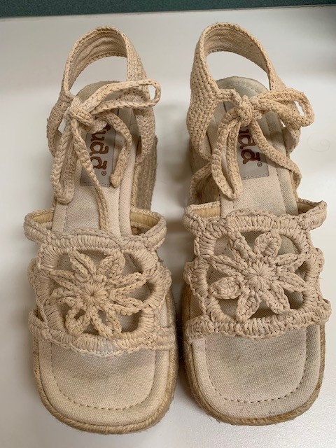MUDD Vintage Beige Macramé Platform Espadrille Sandals Y2K Women’s Size 9 EUC!!