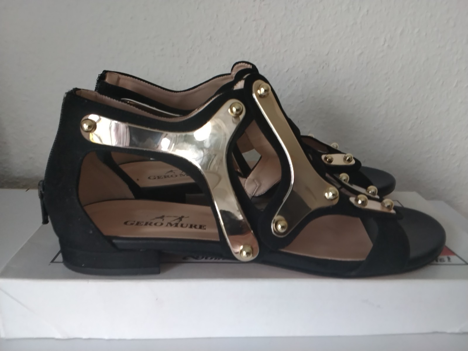 Gero Mure, sandals size 39, black gold, leather, mint condition