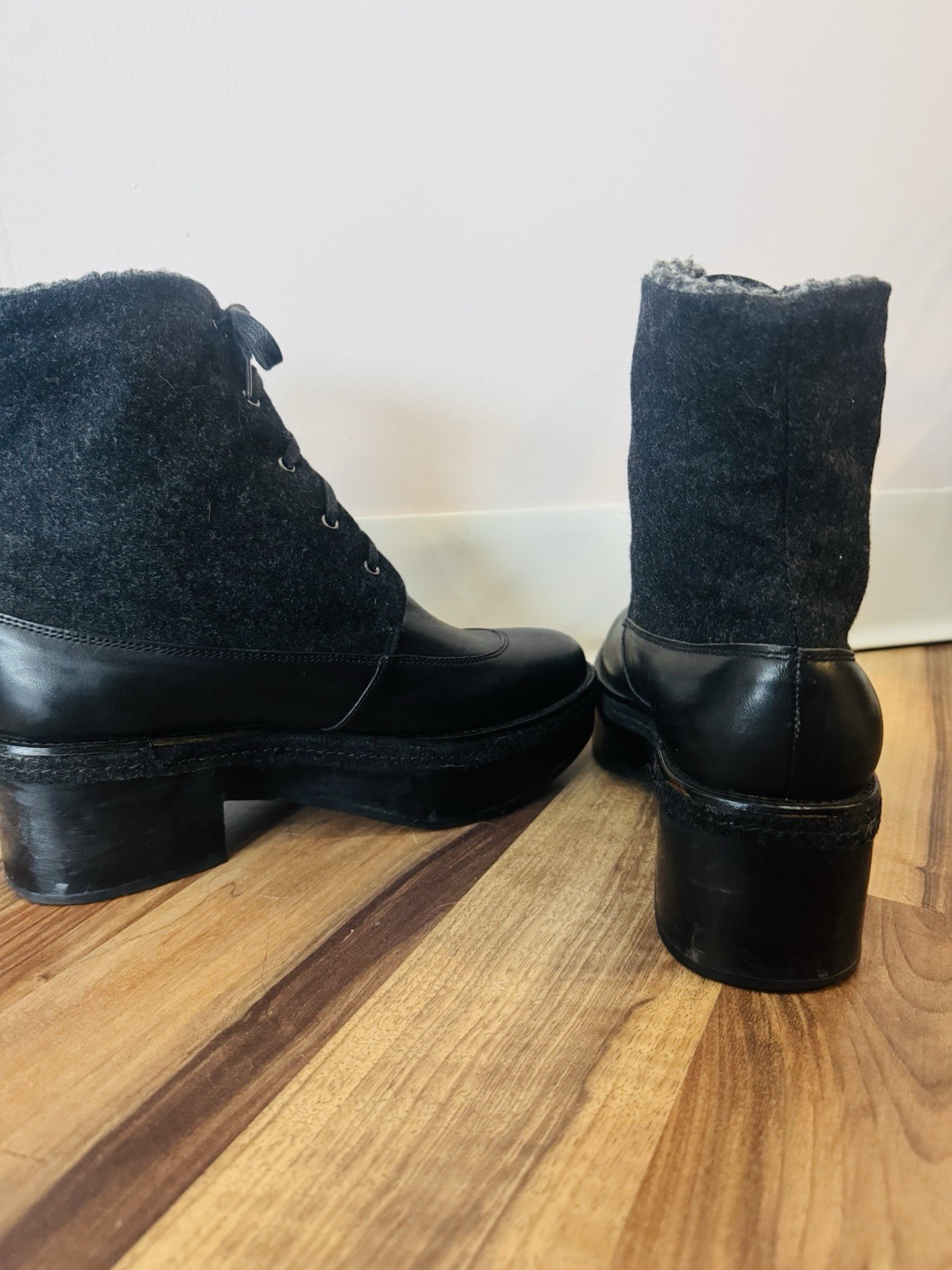 Rachel Comey Xander Clog Boots Black Shearling Lined Lace Up 8 Winter Fall Shoes