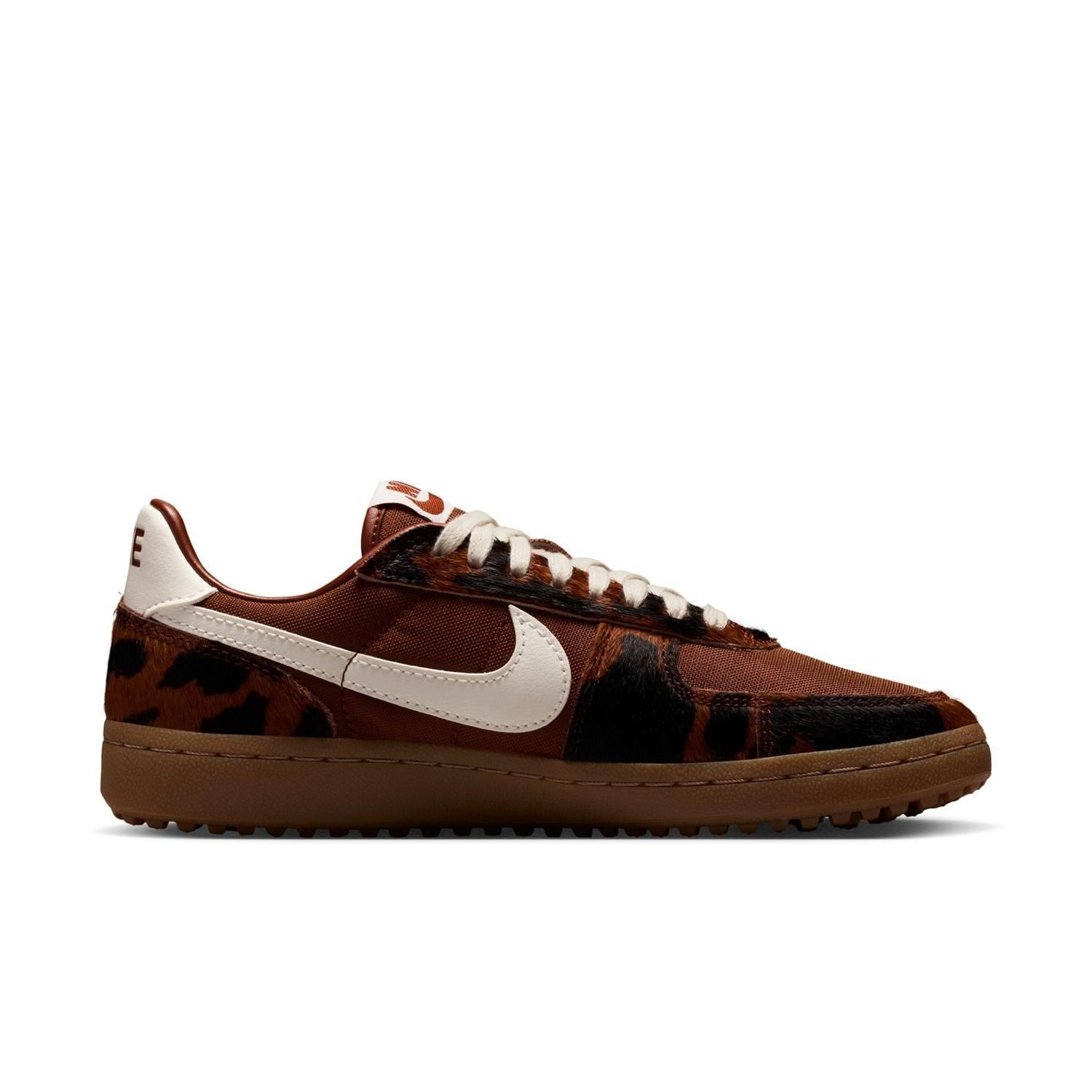 NIKE Women’s Field General IM5768-200 CINNAMON SAIL GUM DARK BROWN