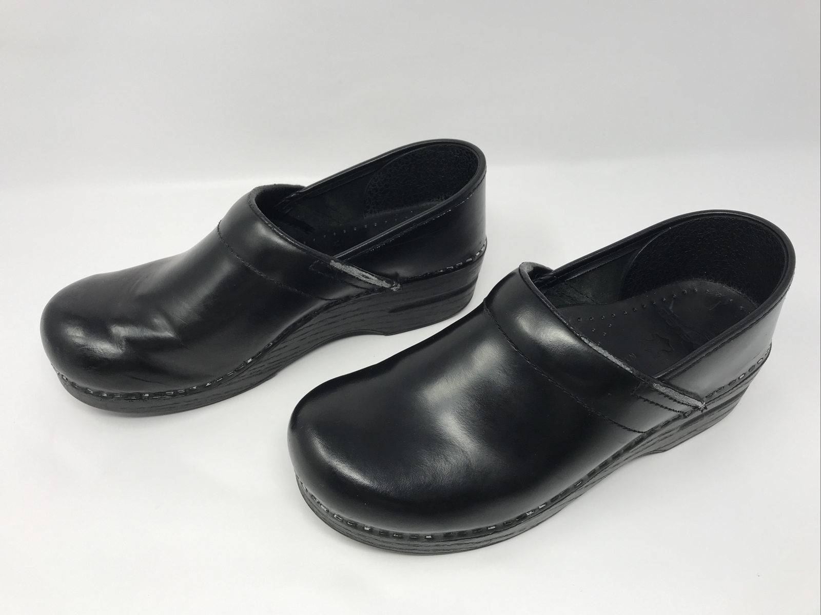 Dansko Professional Clogs Black Leather Comfort Women Shoe Sz EU 39 US 8 Narrow
