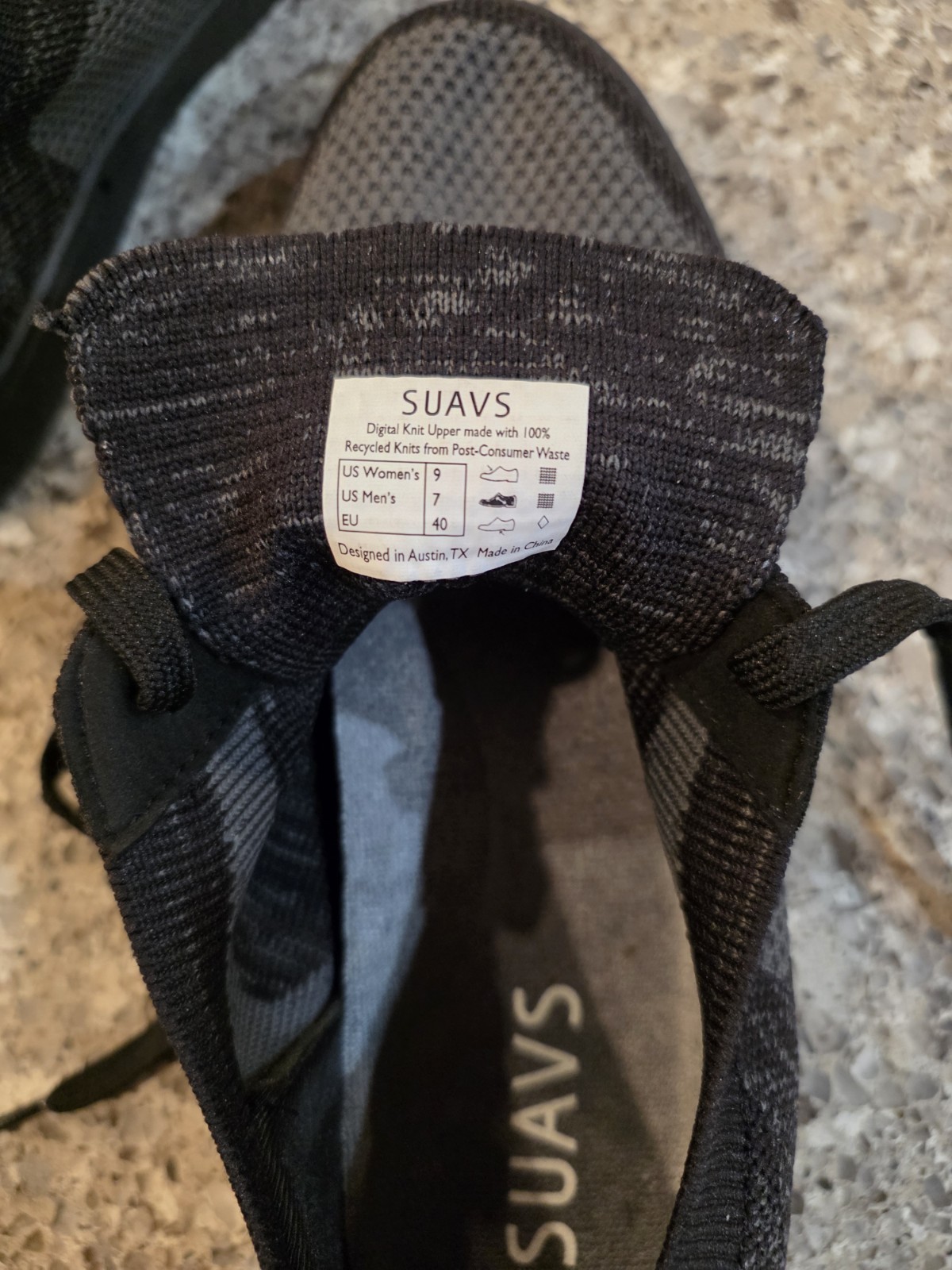 SUAVS, womens athletic shoes, 100% recycled knits, black/gray, womens US size 9