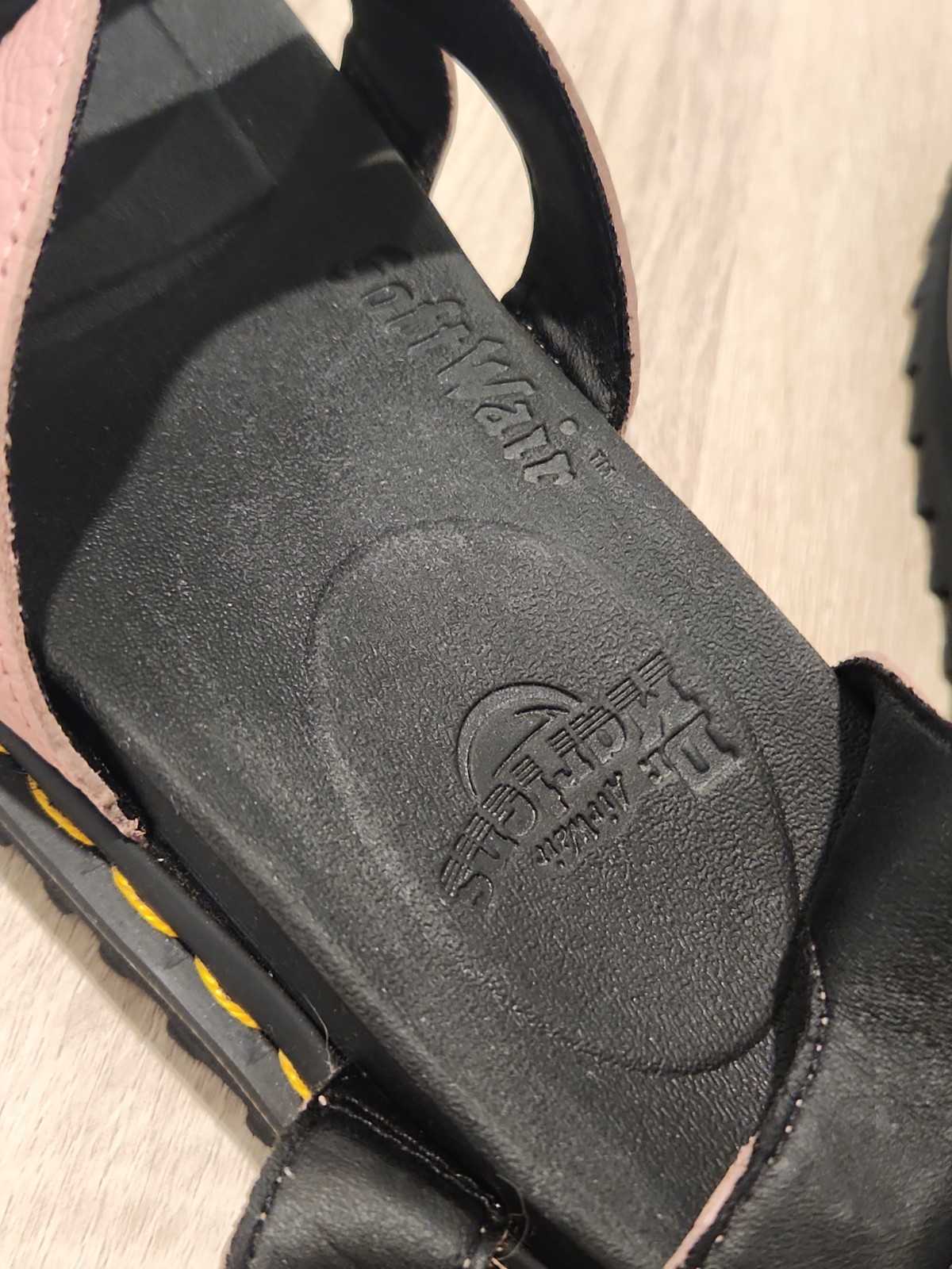 Dr. Martens Blaire Platform Sandals Womens Size 8 Pink Leather Straps