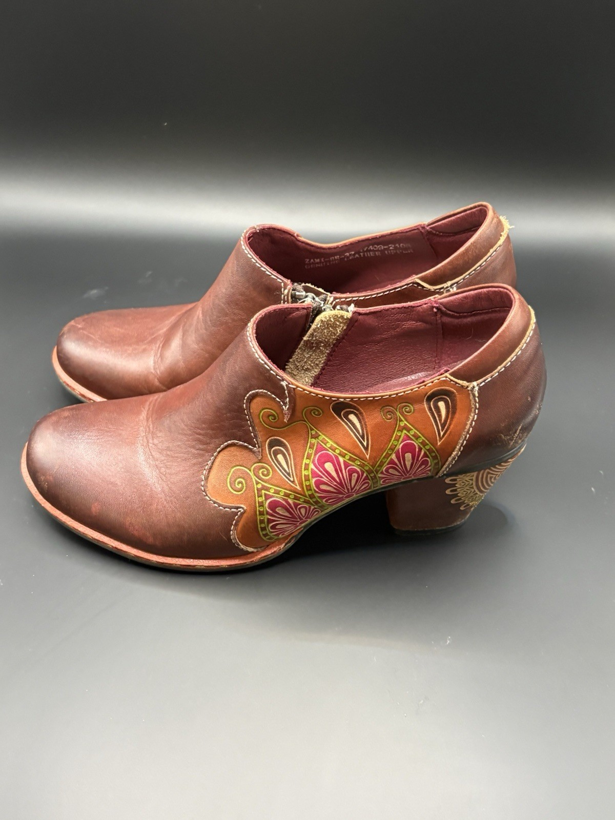 L’ Artiste Women’s Brown Hand Painted Leather Block Heel Zip Bootie Size 6.5